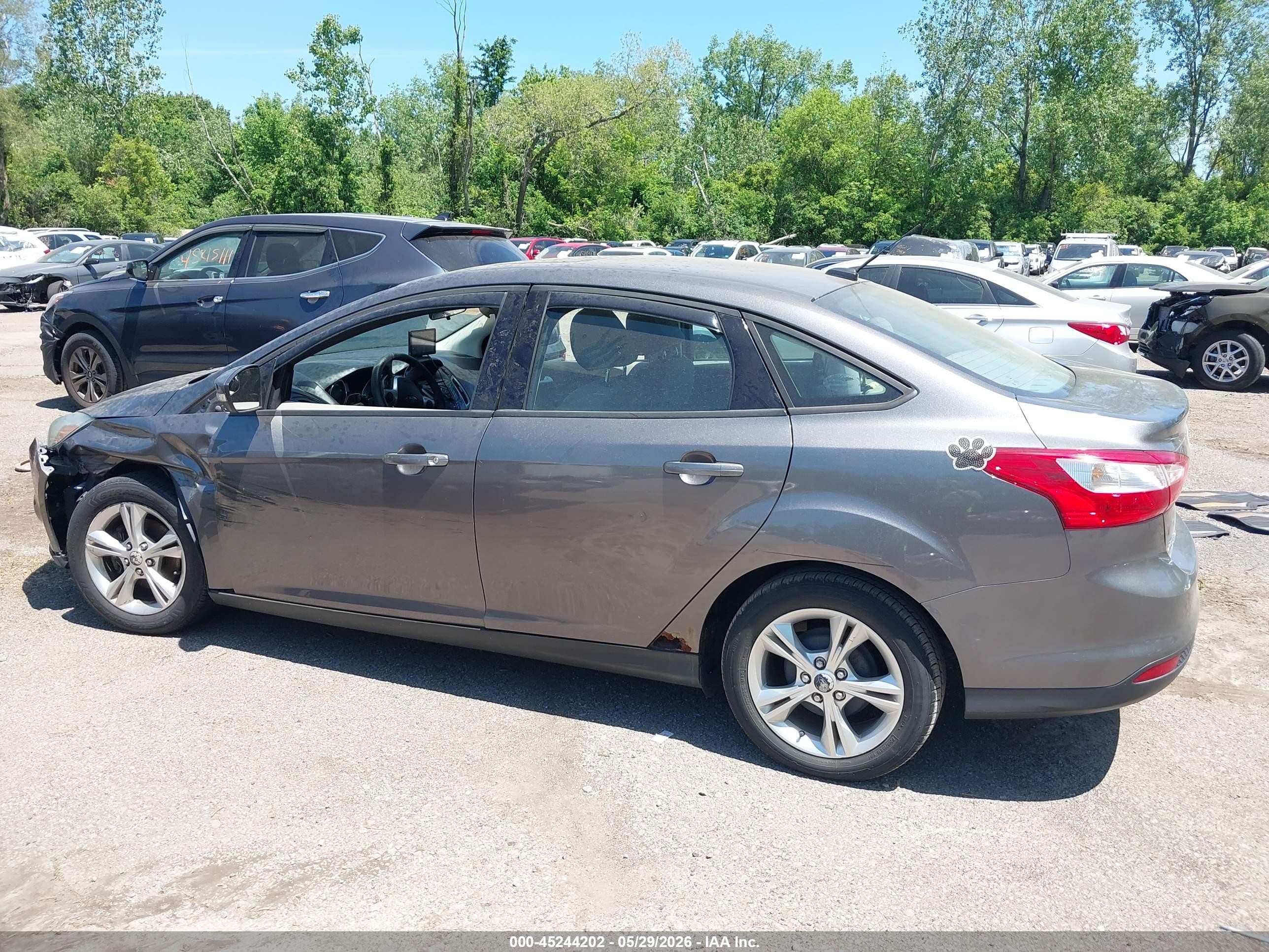 2013 Ford Focus Se Gray vin: 1FADP3F27DL351019