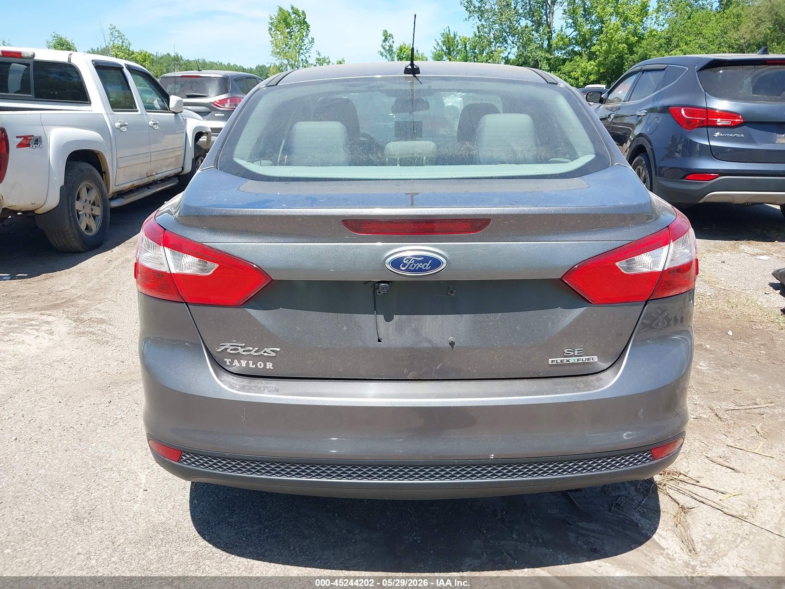 2013 Ford Focus Se Gray vin: 1FADP3F27DL351019