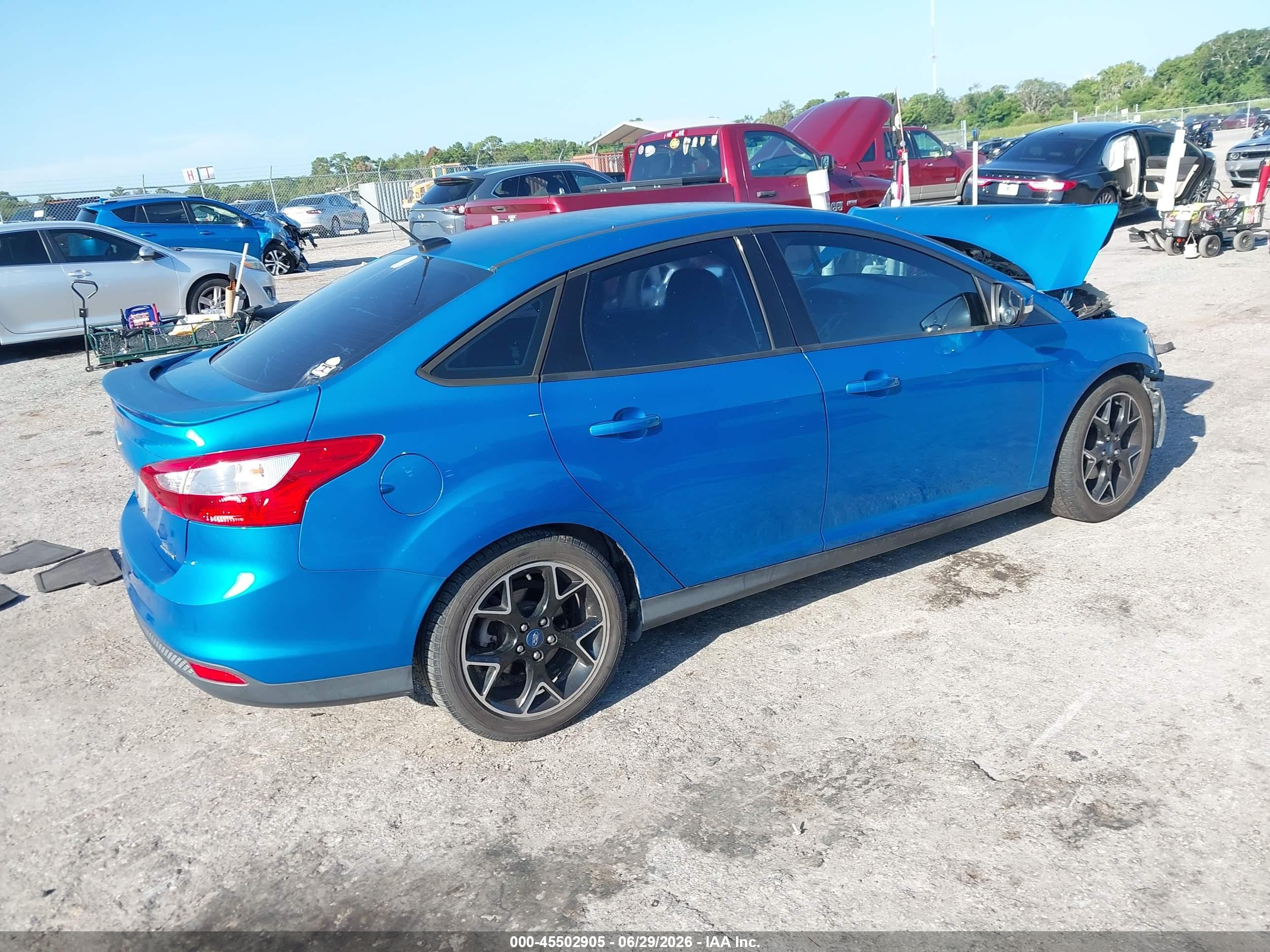 2013 Ford Focus Se Blue vin: 1FADP3F27DL359699