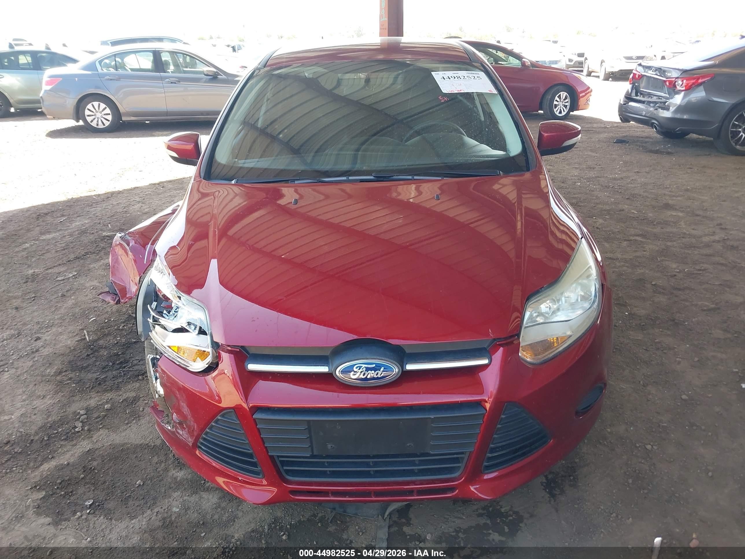 2013 Ford Focus Se Red vin: 1FADP3F27DL363204