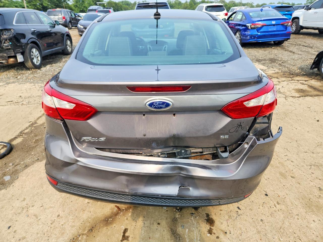 2014 Ford Focus Se Gray vin: 1FADP3F27EL102124