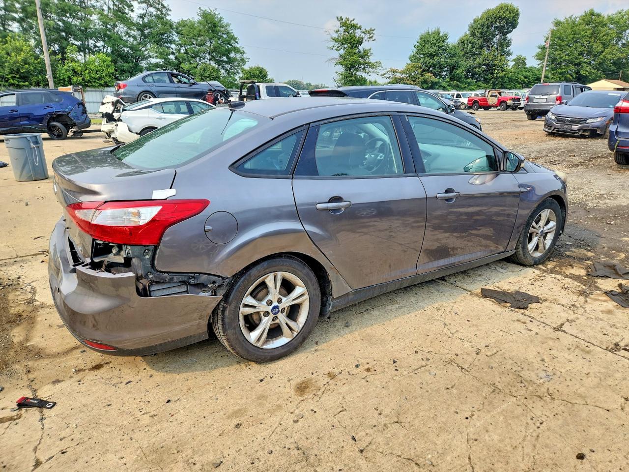 2014 Ford Focus Se Gray vin: 1FADP3F27EL102124