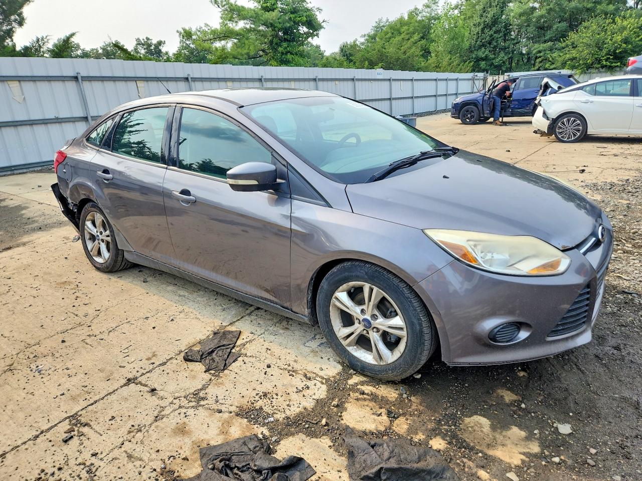 2014 Ford Focus Se Gray vin: 1FADP3F27EL102124
