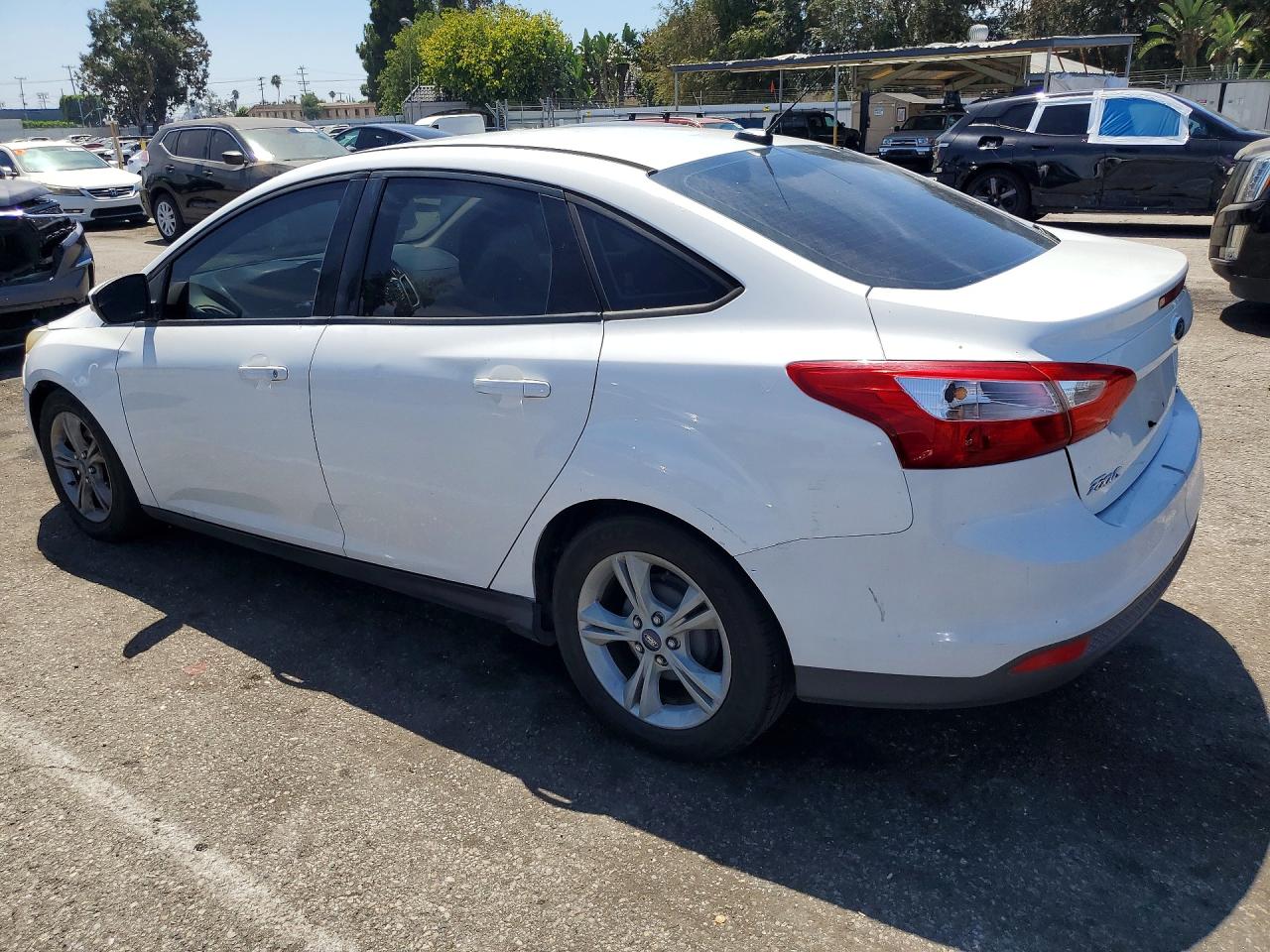 2014 Ford Focus Se White vin: 1FADP3F27EL110840