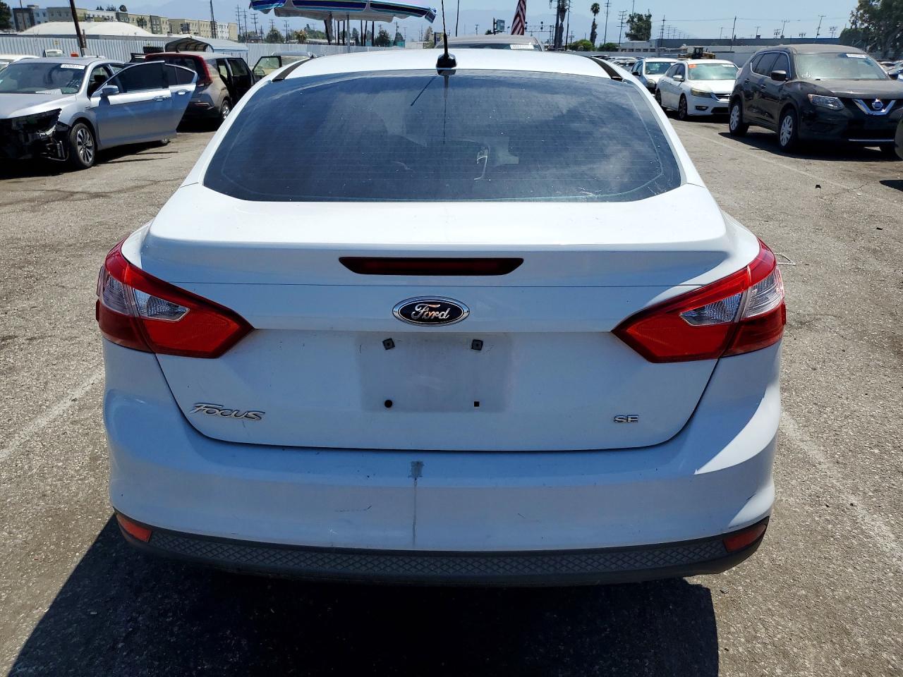 2014 Ford Focus Se White vin: 1FADP3F27EL110840