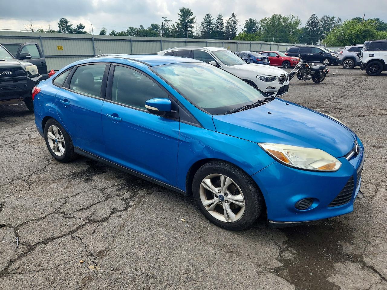 2014 Ford Focus Se Blue vin: 1FADP3F27EL120929
