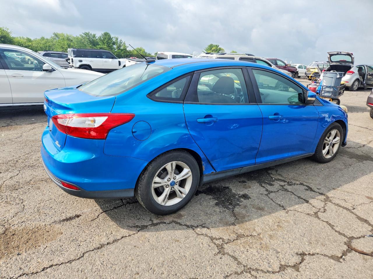 2014 Ford Focus Se Blue vin: 1FADP3F27EL120929