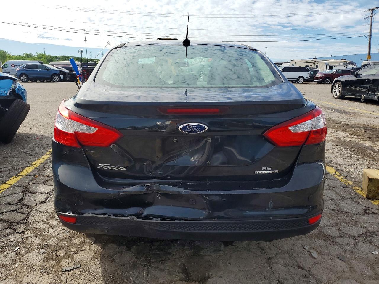 2014 Ford Focus Se Black vin: 1FADP3F27EL129405