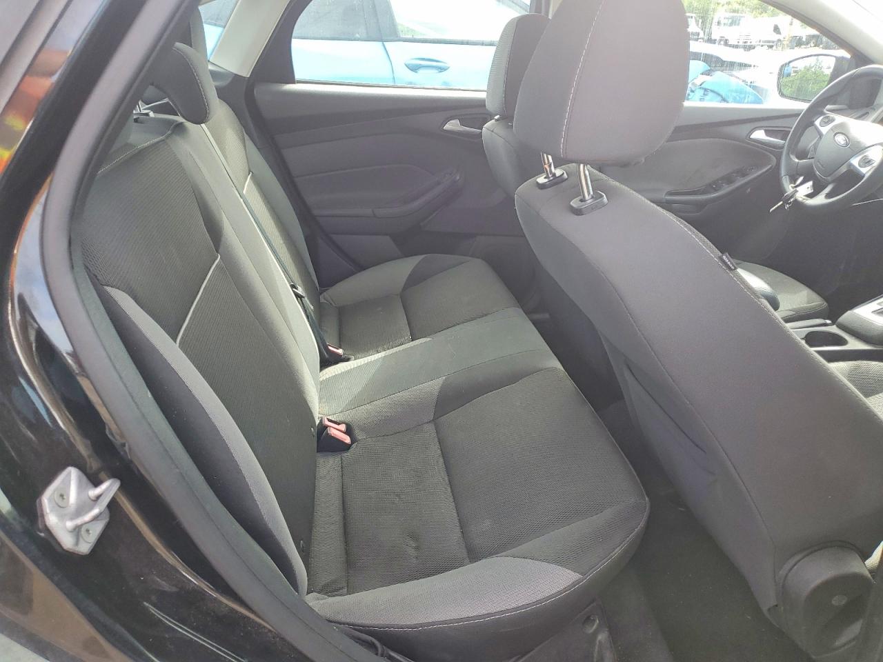 2014 Ford Focus Se Black vin: 1FADP3F27EL129405
