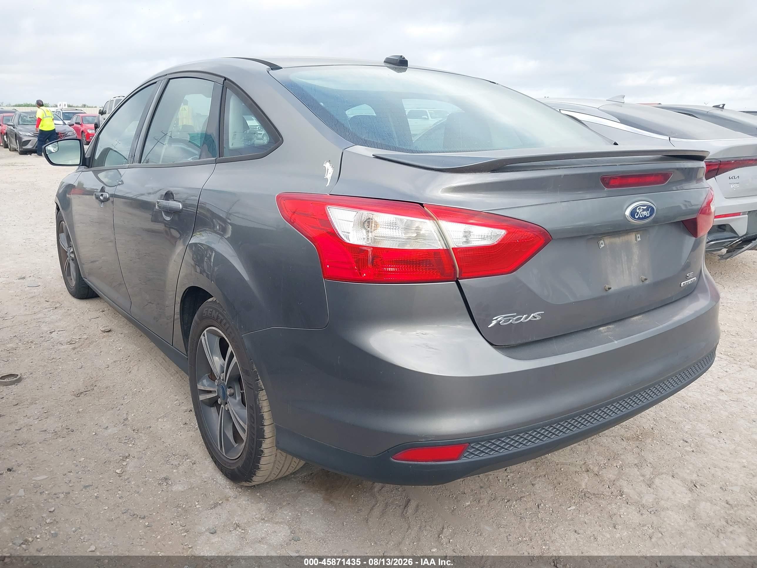 2014 Ford Focus Se Gray vin: 1FADP3F27EL130277