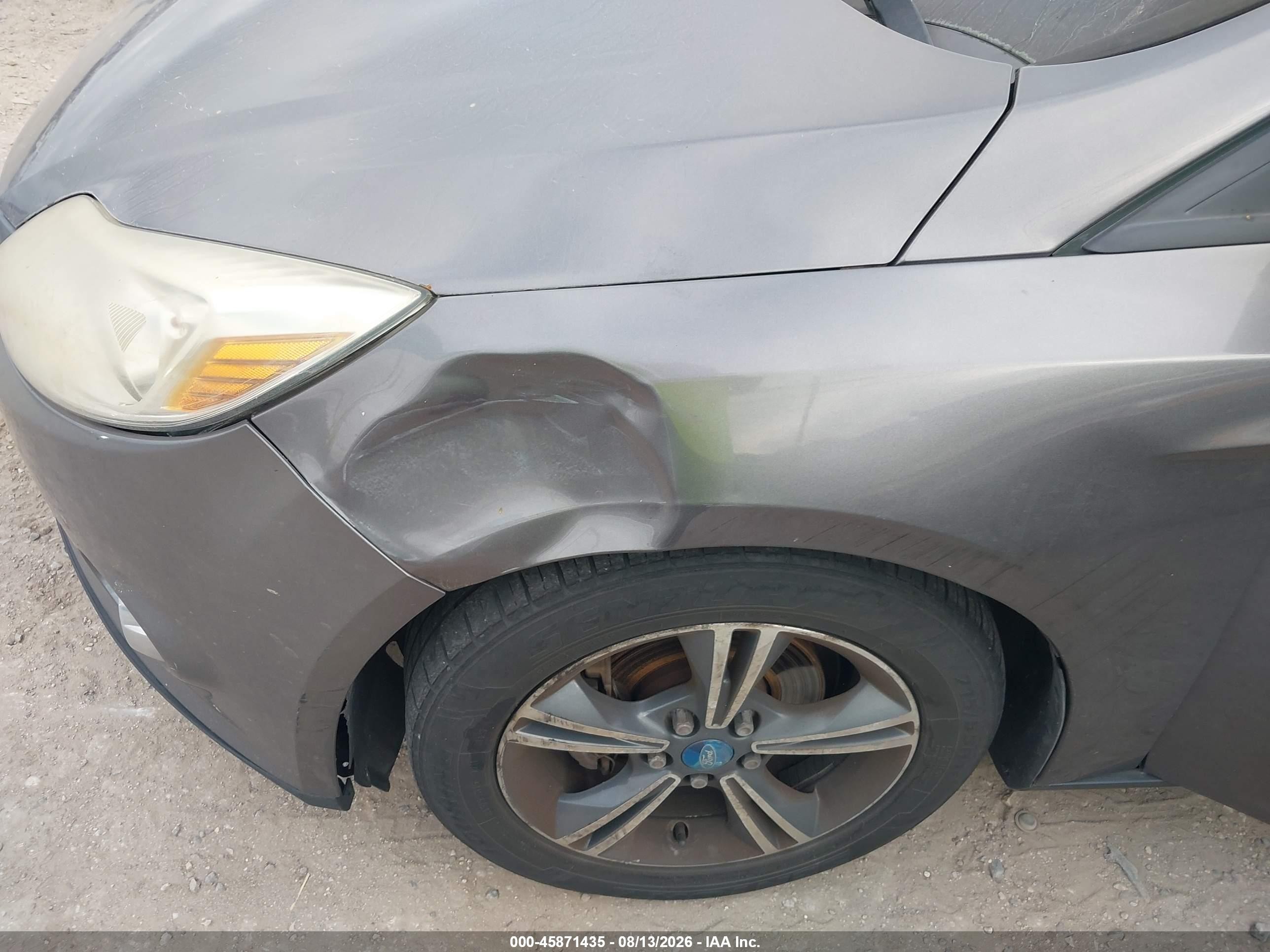 2014 Ford Focus Se Gray vin: 1FADP3F27EL130277