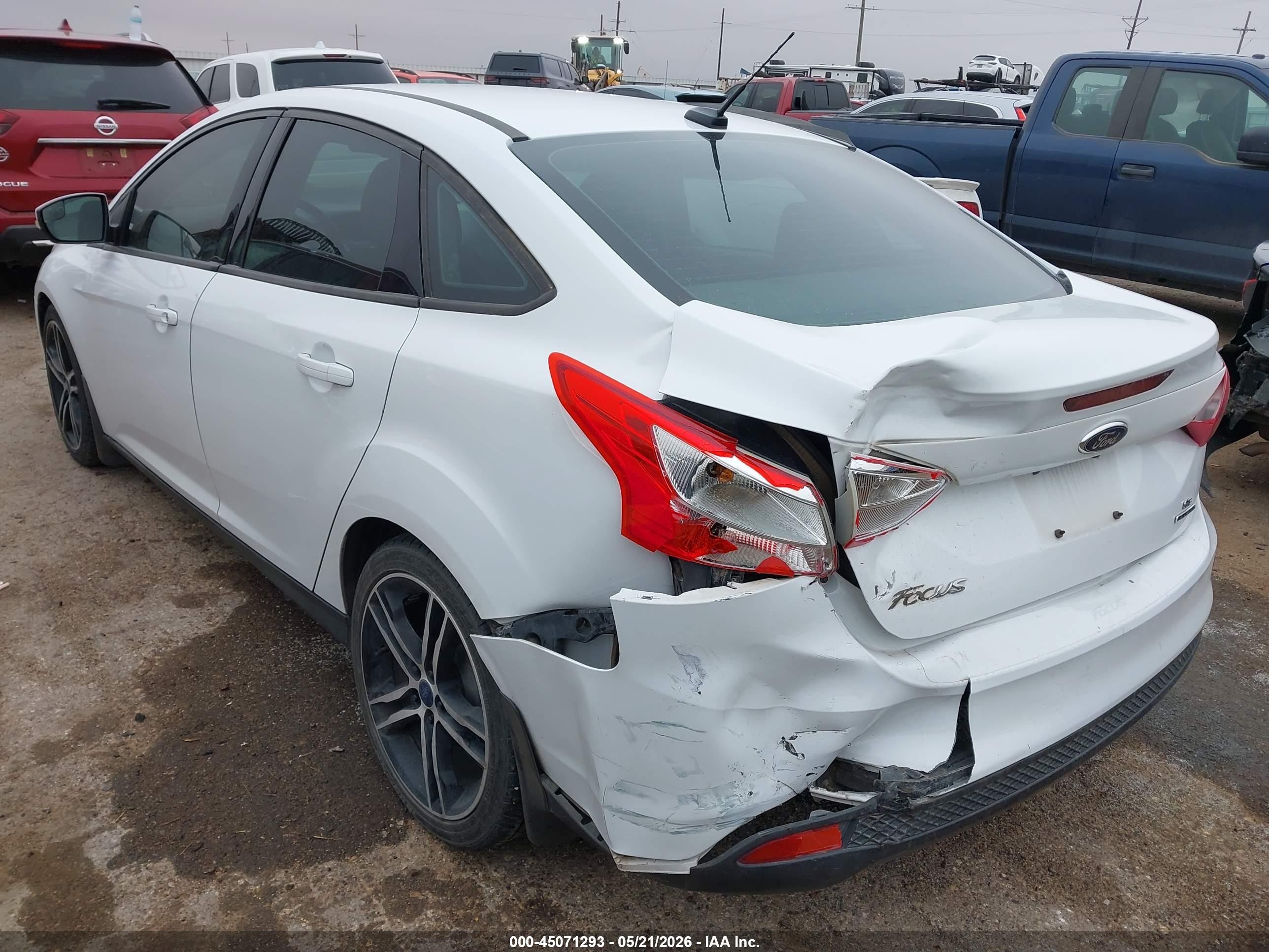 2014 Ford Focus Se White vin: 1FADP3F27EL143613