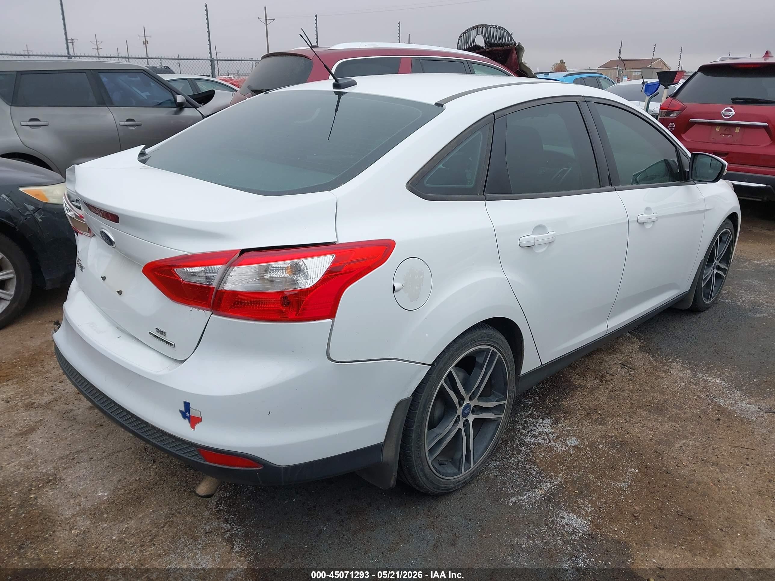 2014 Ford Focus Se White vin: 1FADP3F27EL143613