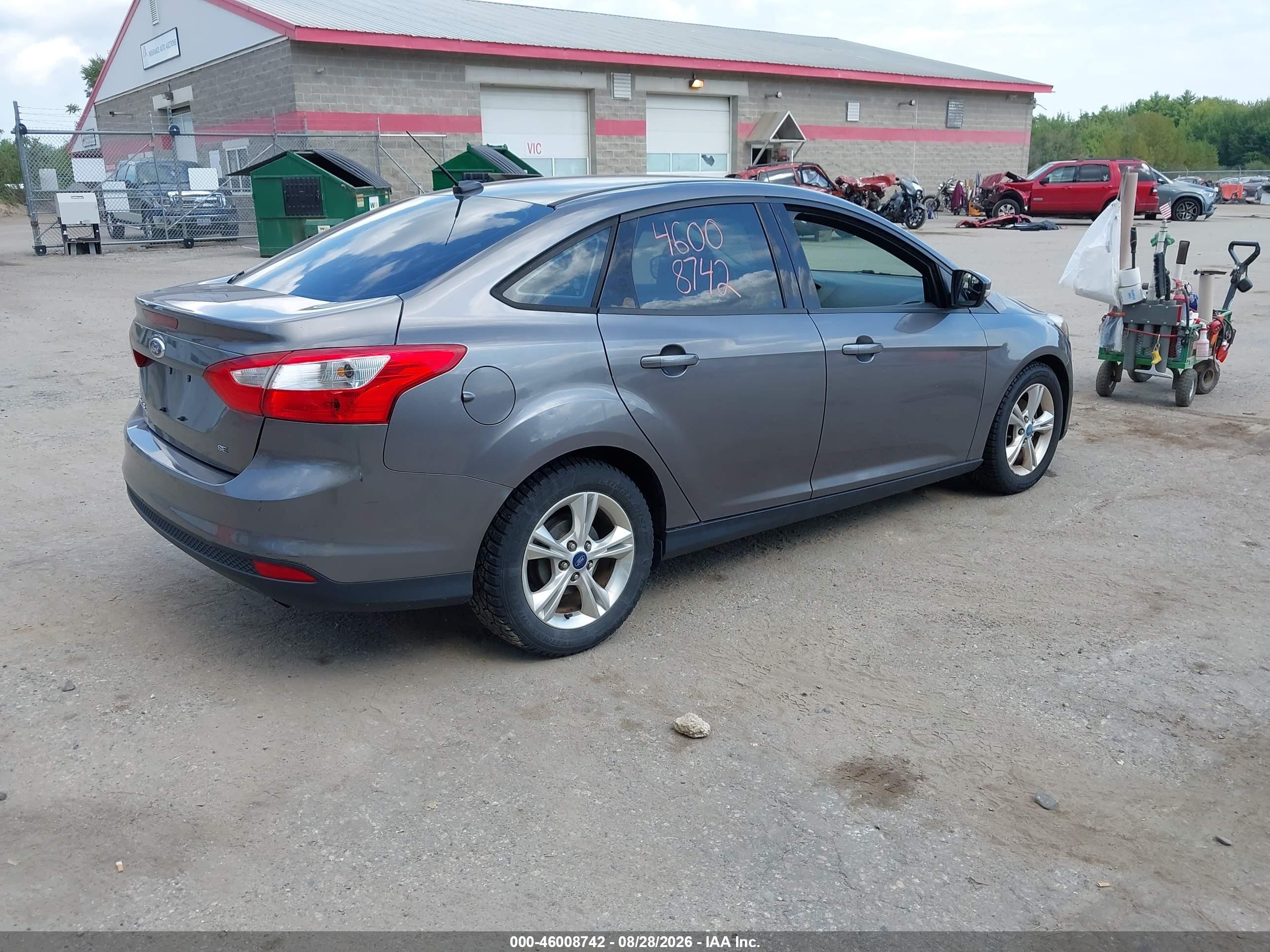 2014 Ford Focus Se Gray vin: 1FADP3F27EL151842