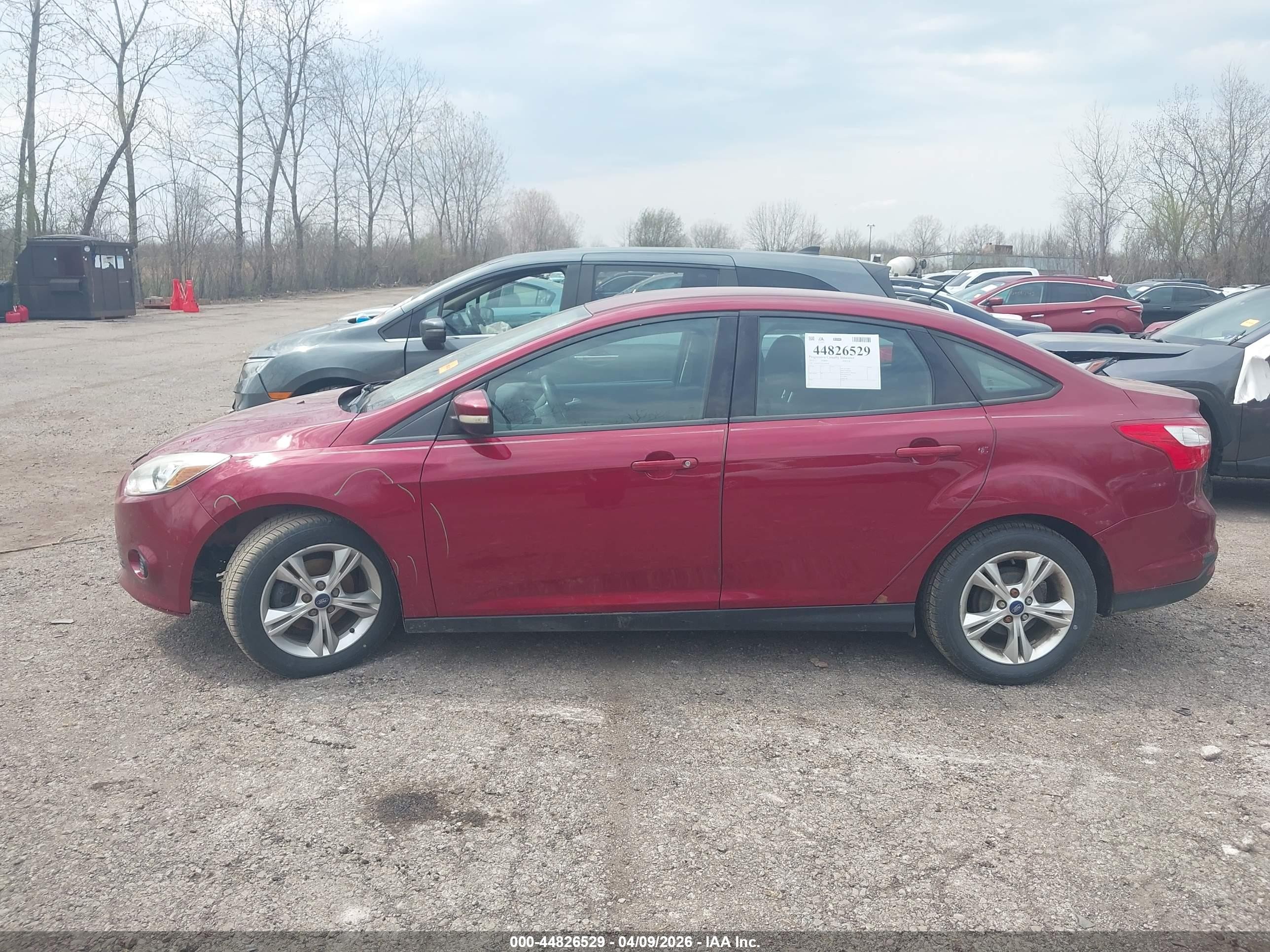 2014 Ford Focus Se Red vin: 1FADP3F27EL160248