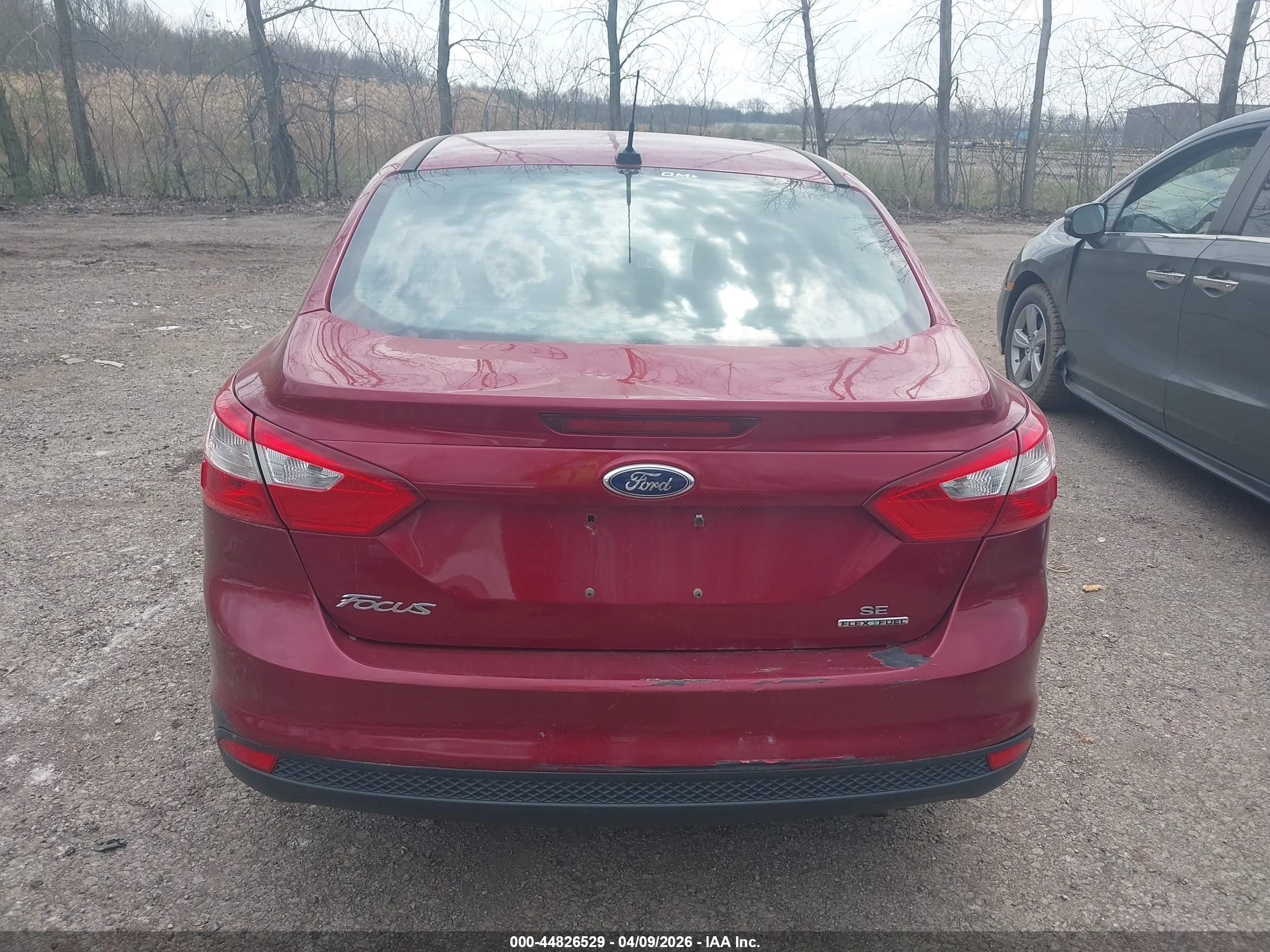 2014 Ford Focus Se Red vin: 1FADP3F27EL160248