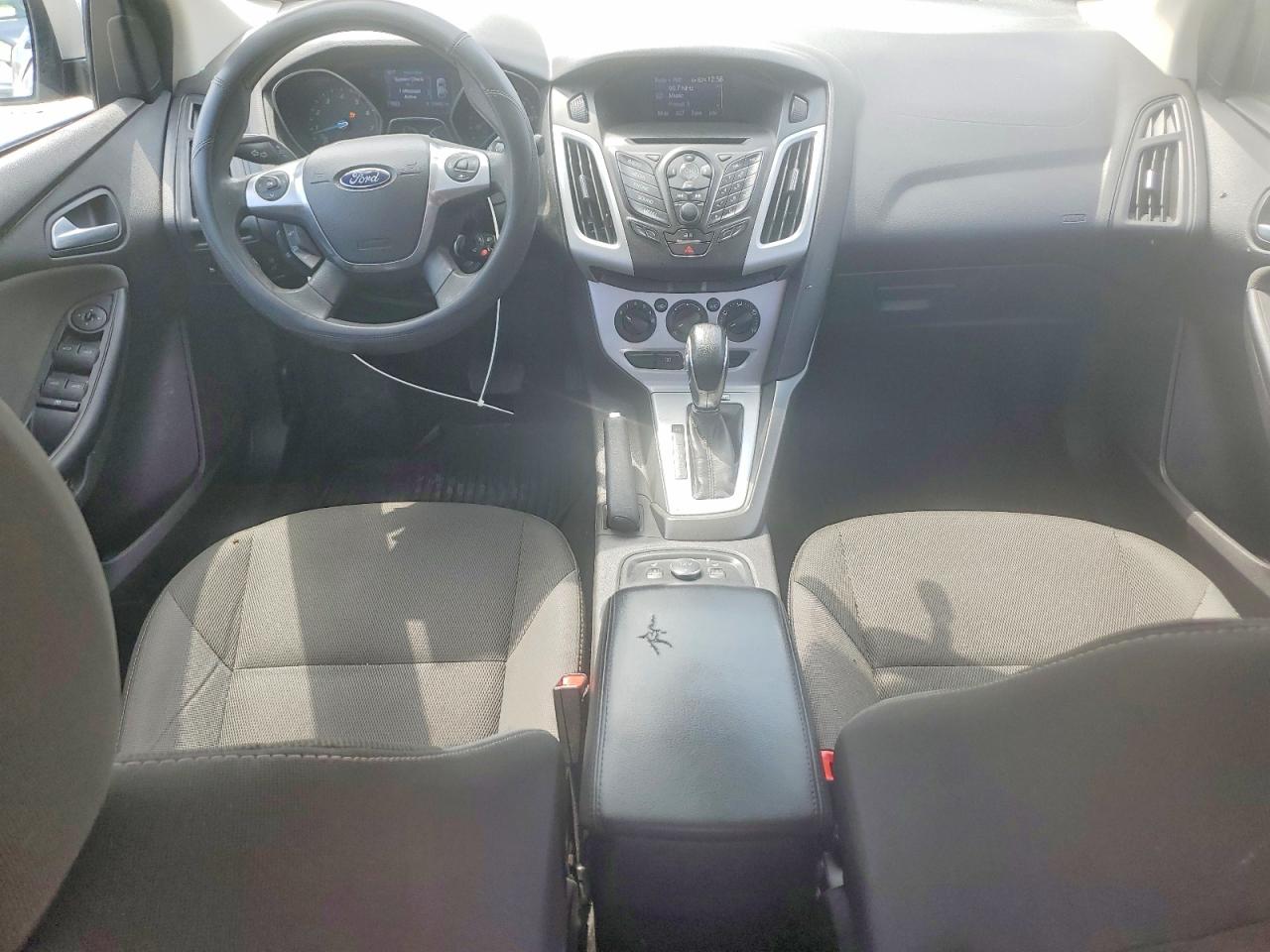2014 Ford Focus Se Silver vin: 1FADP3F27EL181780