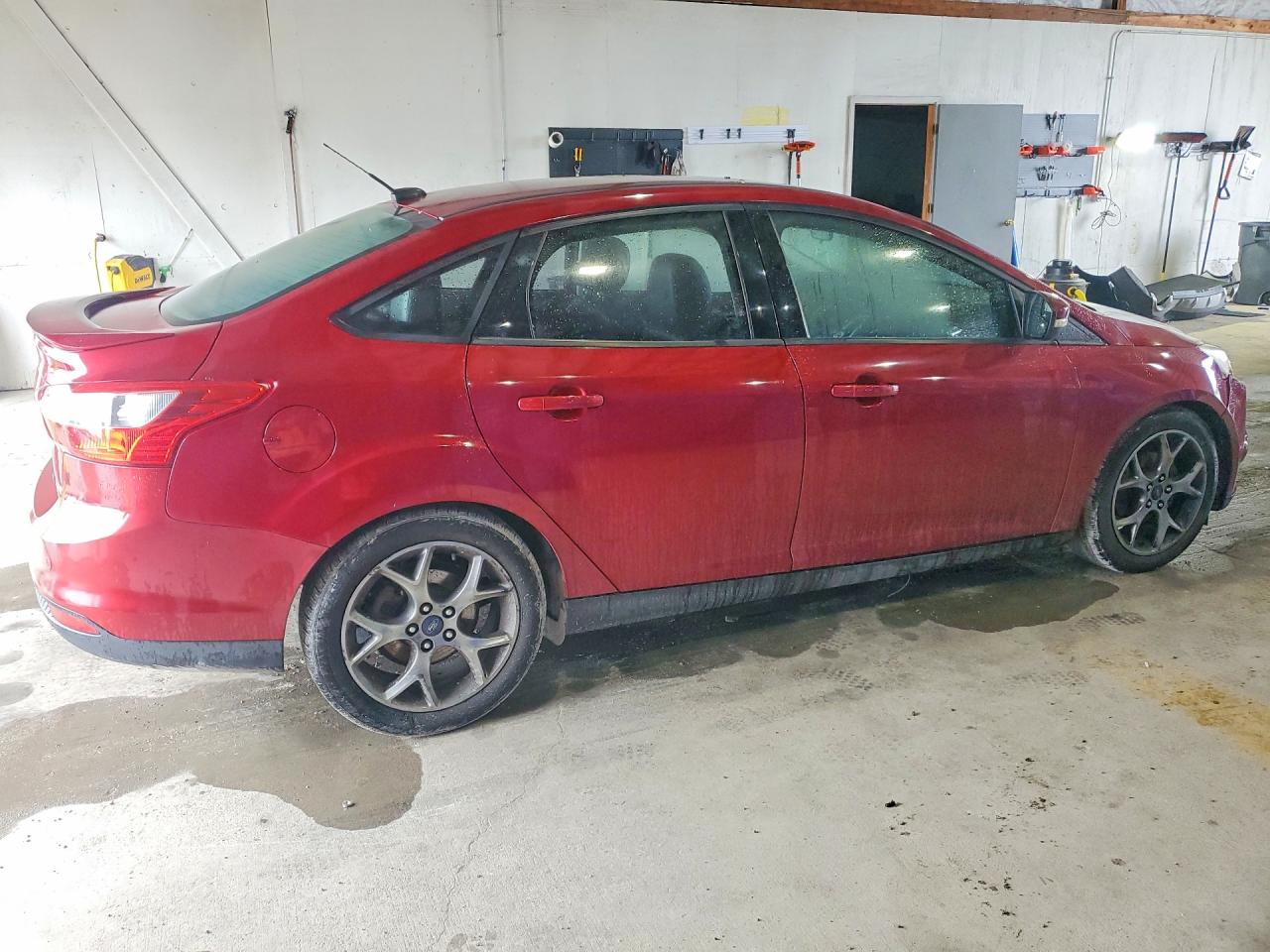 2014 Ford Focus Se Red vin: 1FADP3F27EL188809