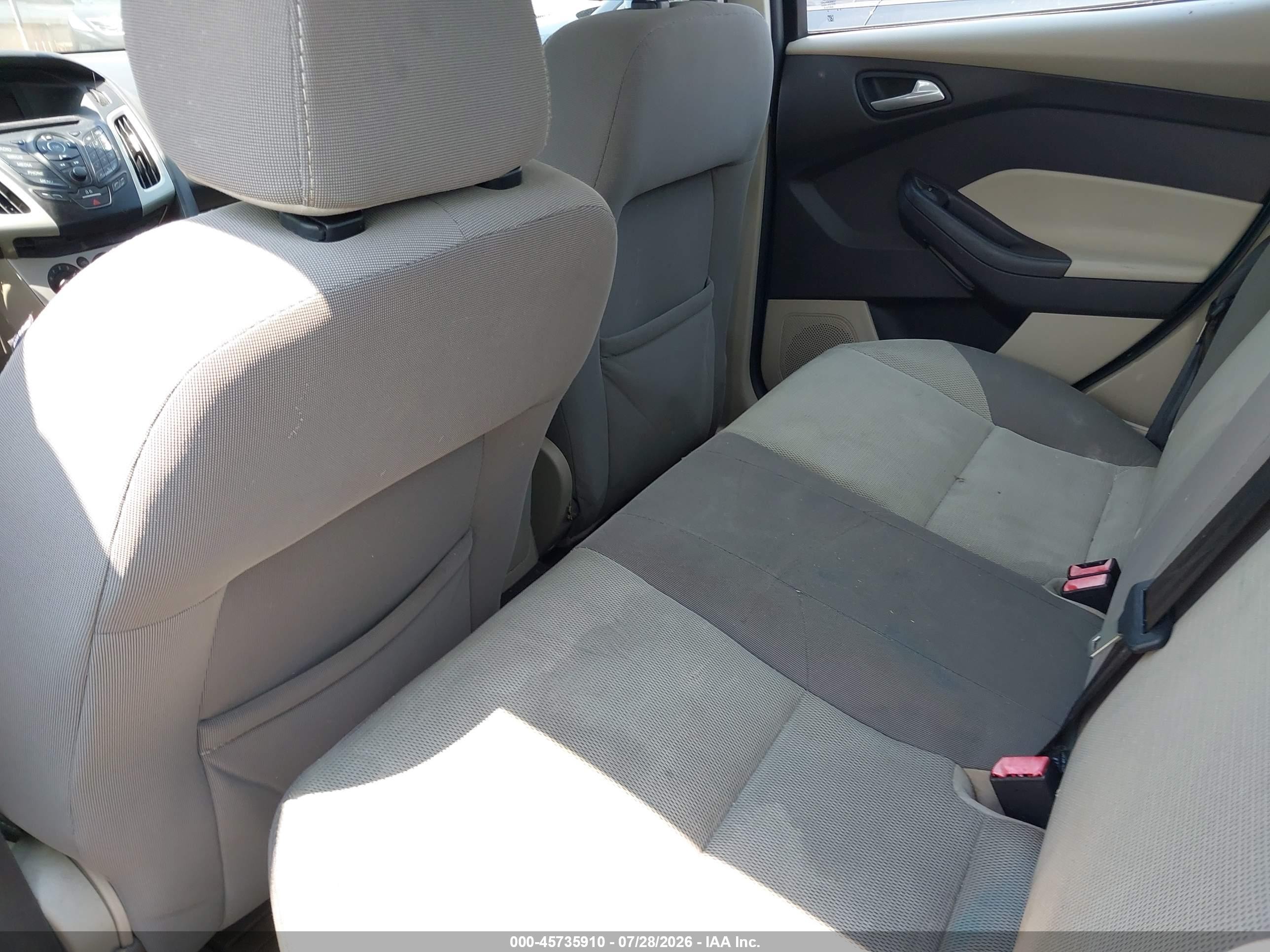2014 Ford Focus Se Blue vin: 1FADP3F27EL203440