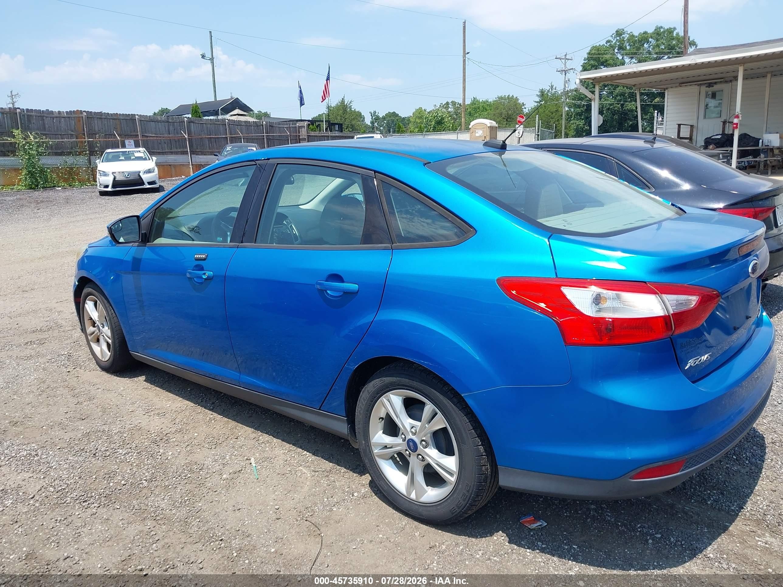 2014 Ford Focus Se Blue vin: 1FADP3F27EL203440