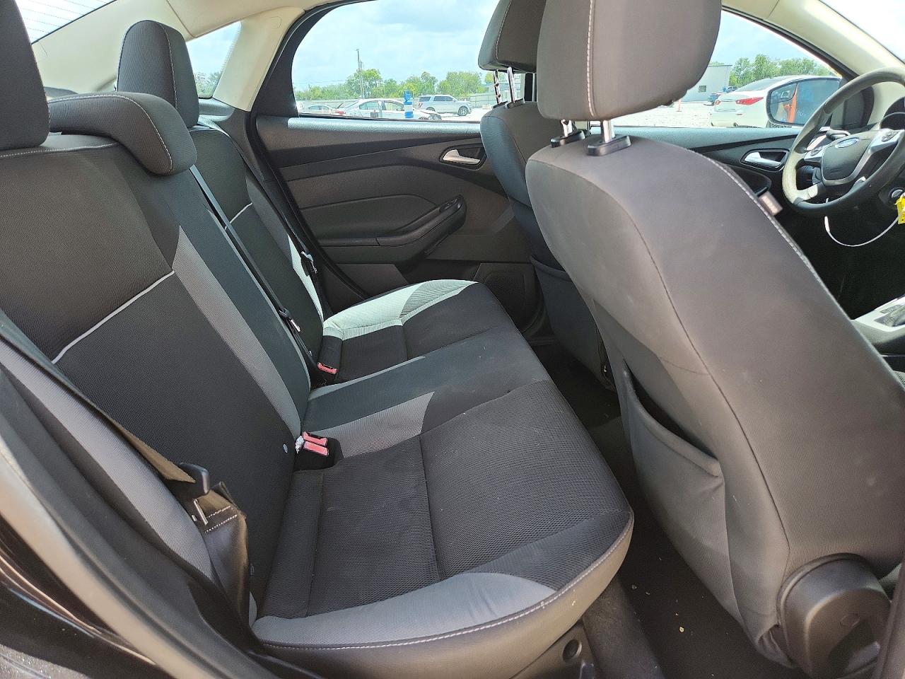 2014 Ford Focus Se Black vin: 1FADP3F27EL211974