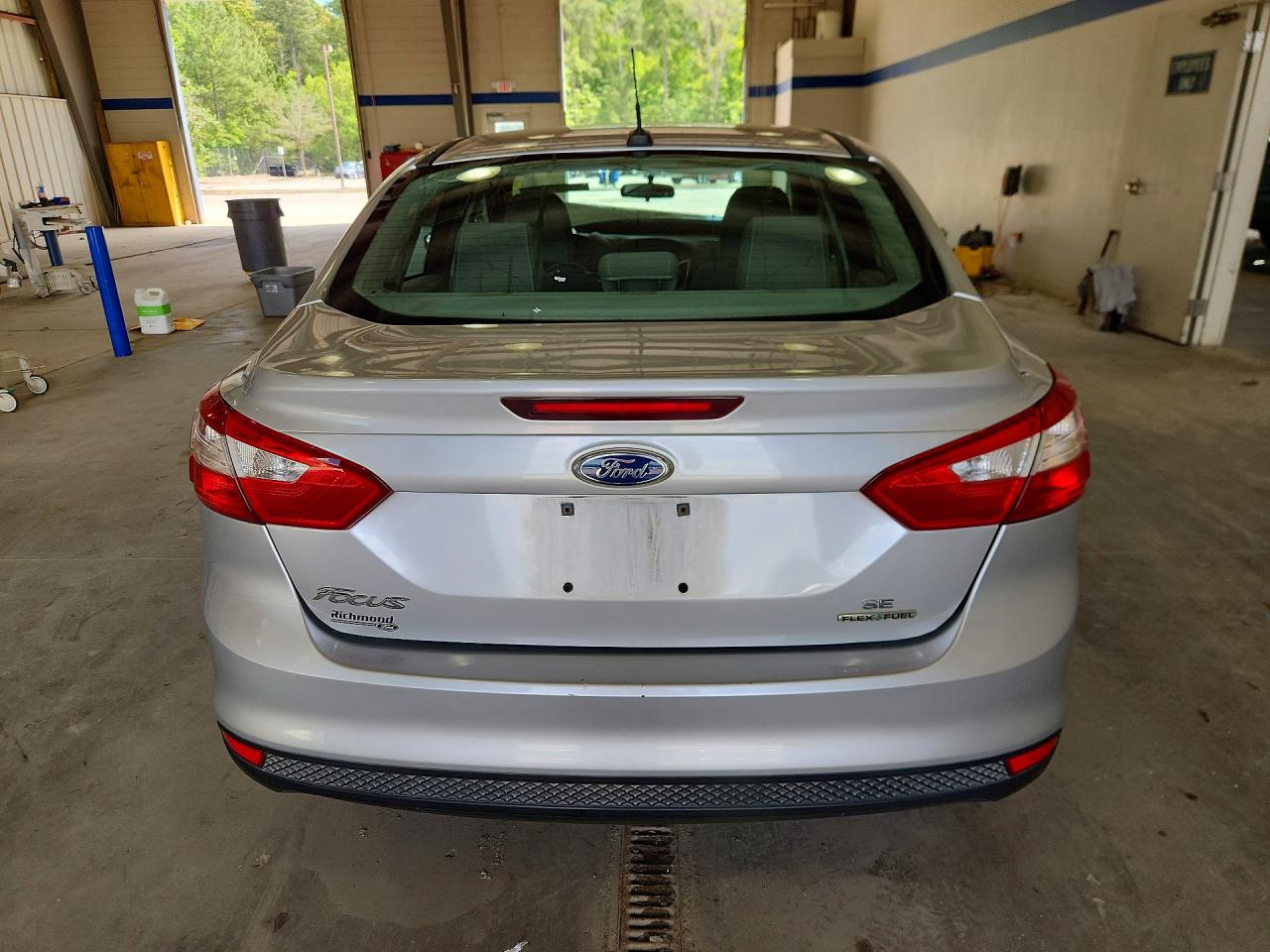 2014 Ford Focus Se Серебряный vin: 1FADP3F27EL216589