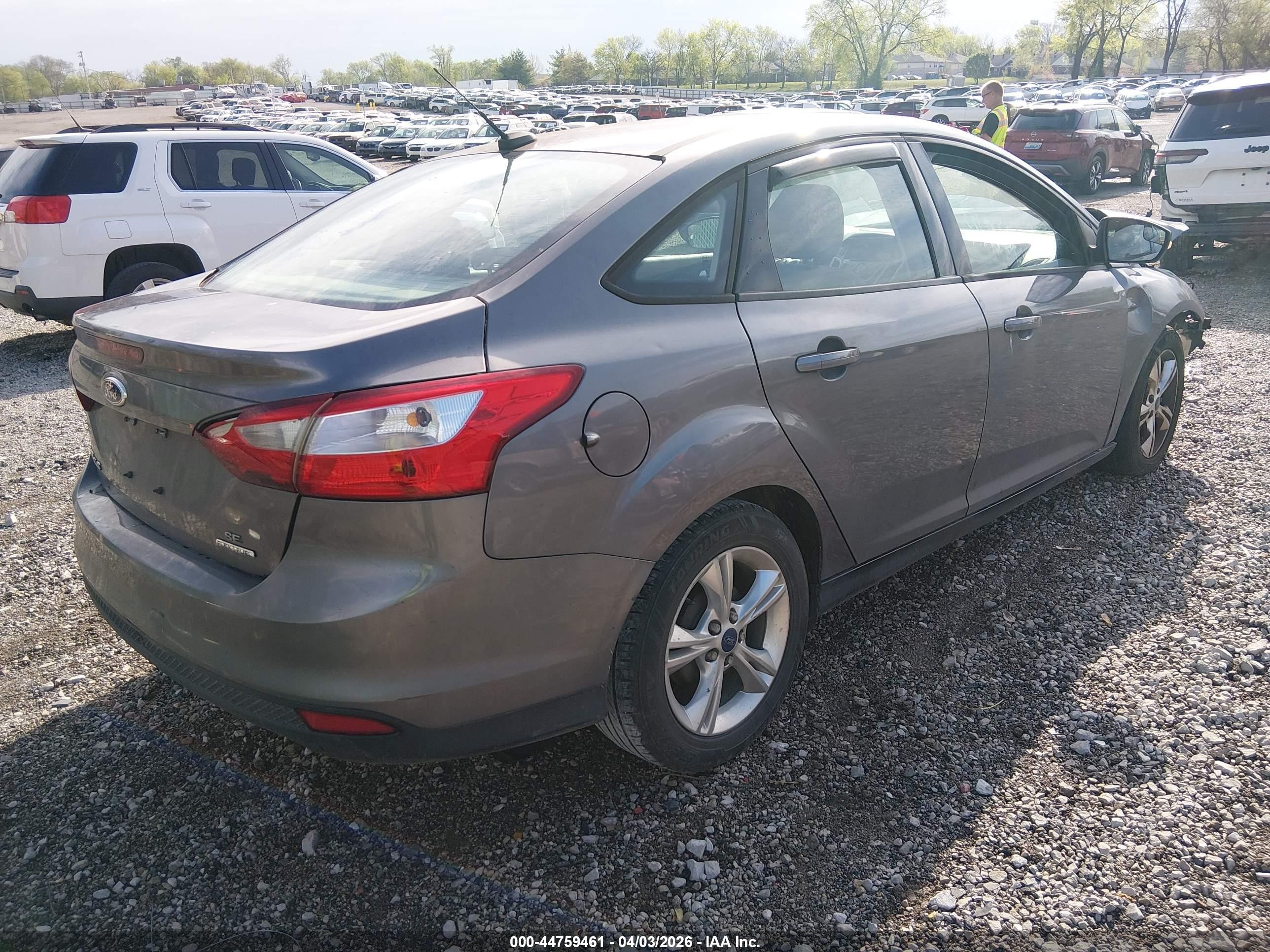 2014 Ford Focus Se Silver vin: 1FADP3F27EL304817