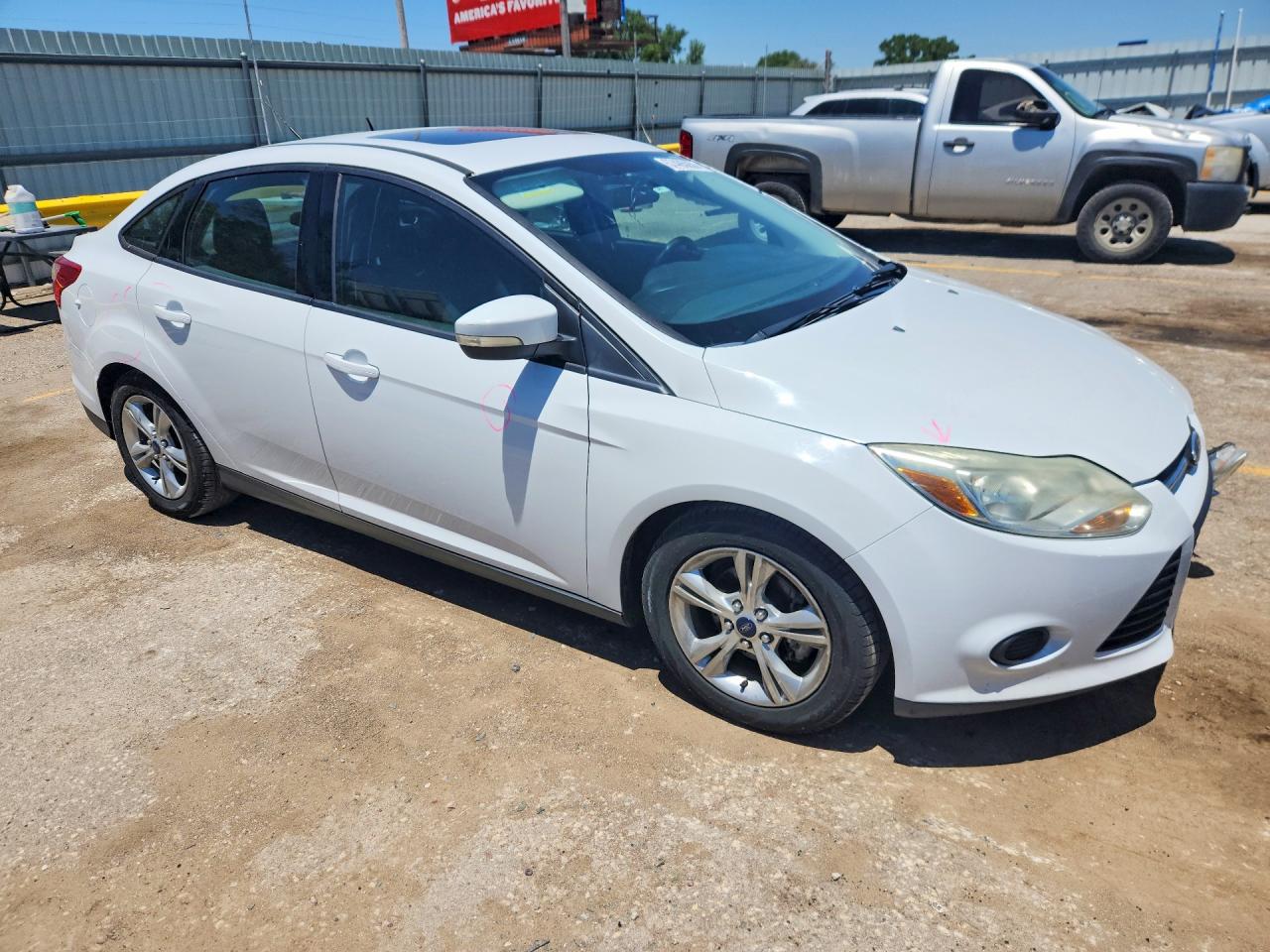 2014 Ford Focus Se White vin: 1FADP3F27EL313520