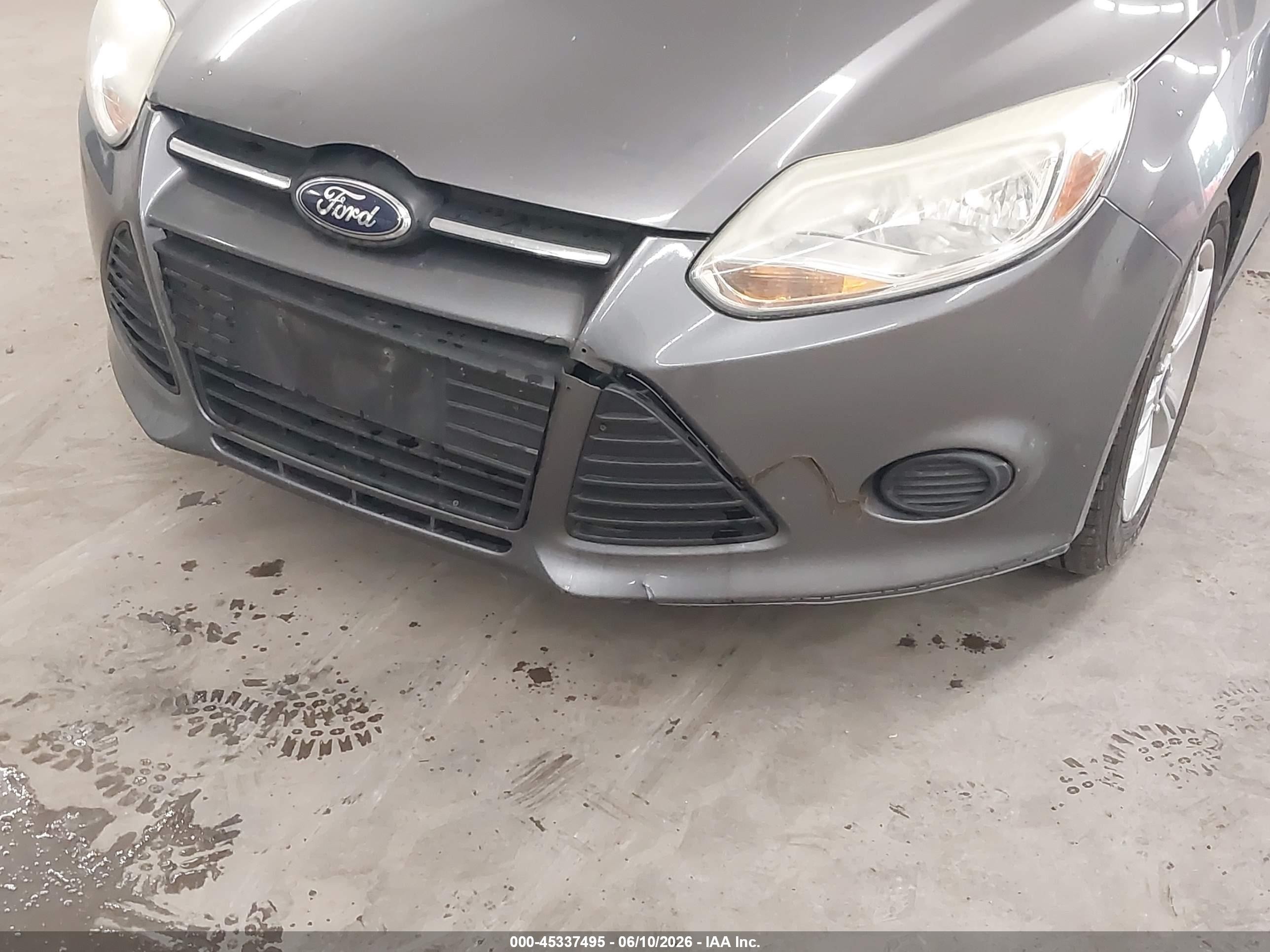 2014 Ford Focus Se Серый vin: 1FADP3F27EL332312