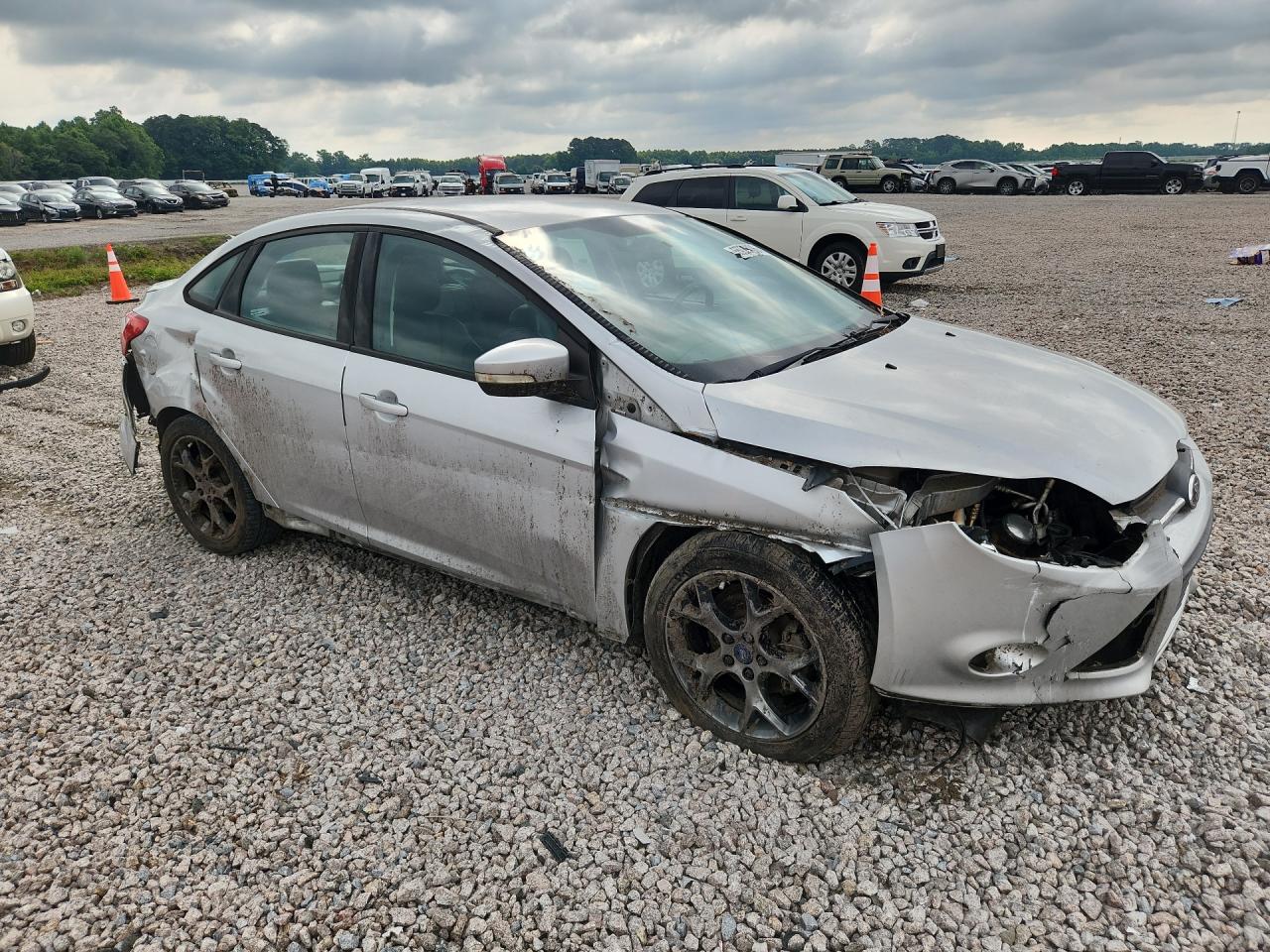2014 Ford Focus Se Silver vin: 1FADP3F27EL334240
