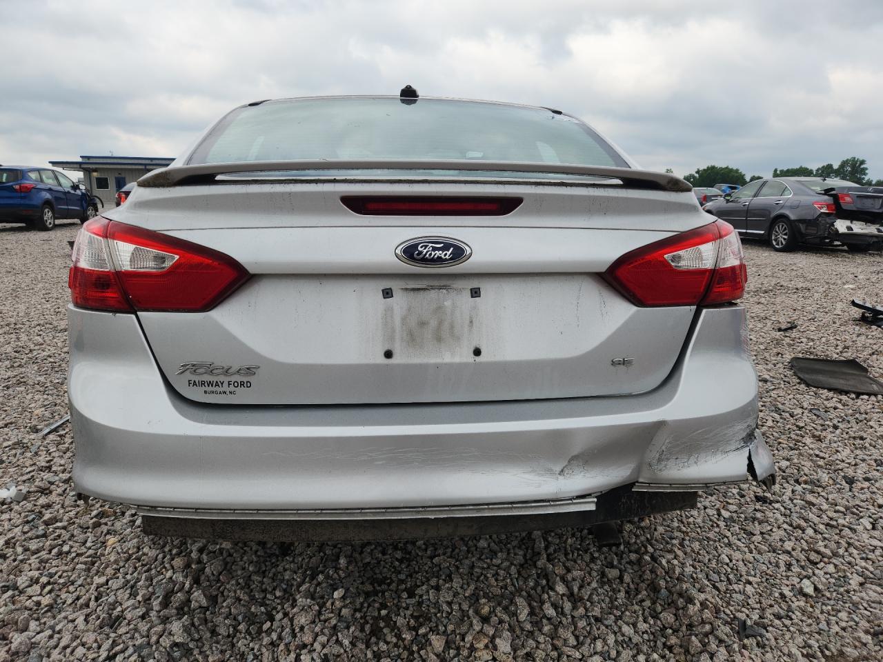 2014 Ford Focus Se Silver vin: 1FADP3F27EL334240