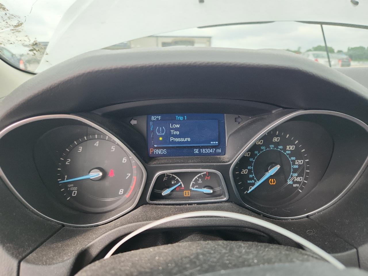 2014 Ford Focus Se Silver vin: 1FADP3F27EL334240