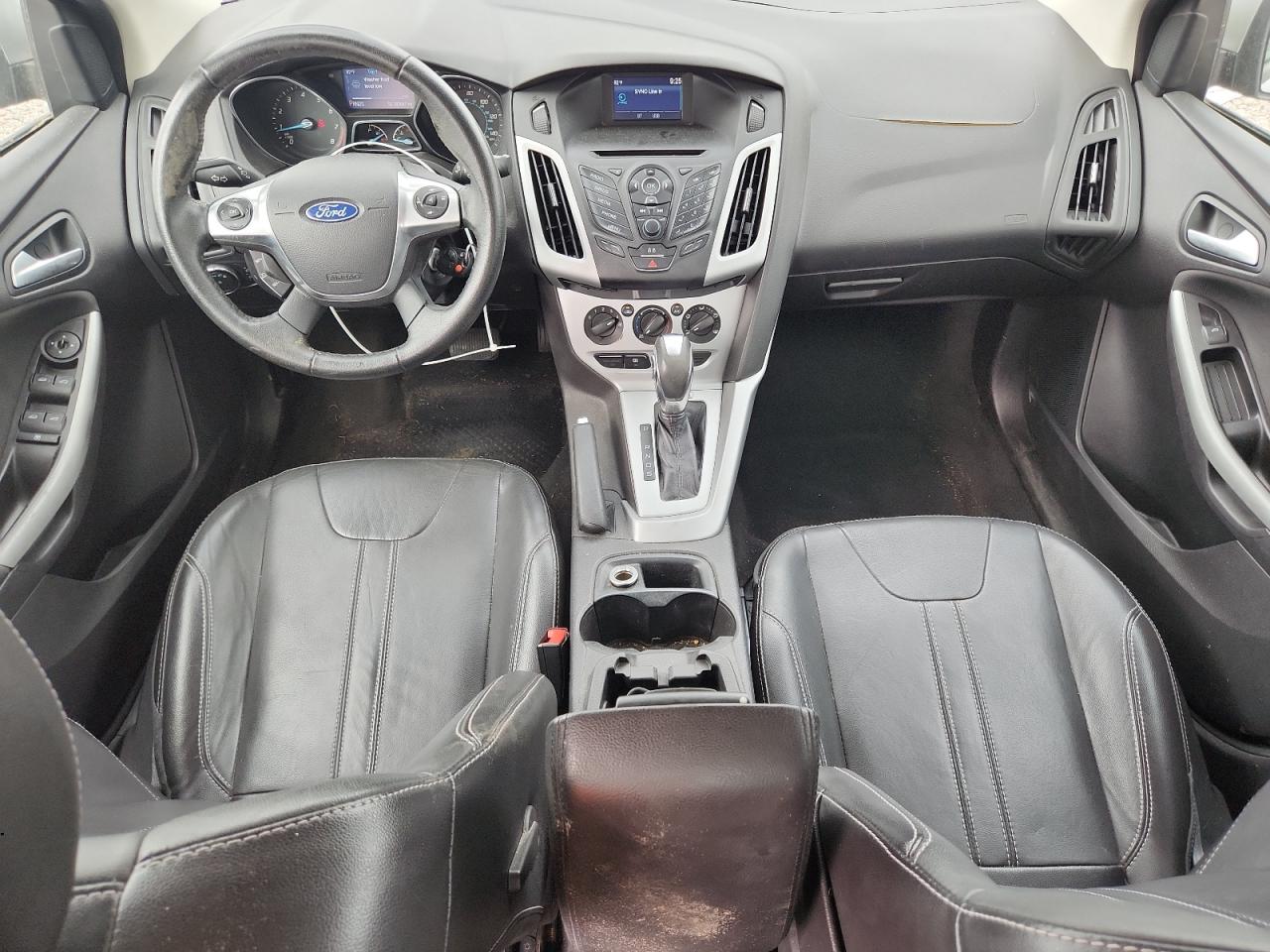 2014 Ford Focus Se Silver vin: 1FADP3F27EL334240
