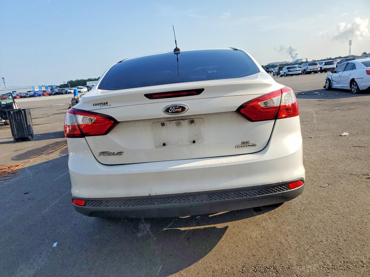 2014 Ford Focus Se White vin: 1FADP3F27EL346128