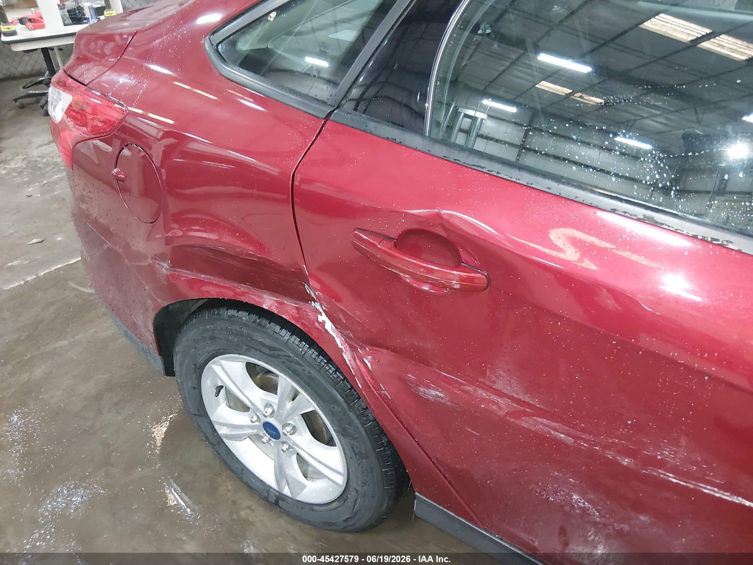 2014 Ford Focus Se Maroon vin: 1FADP3F27EL373863