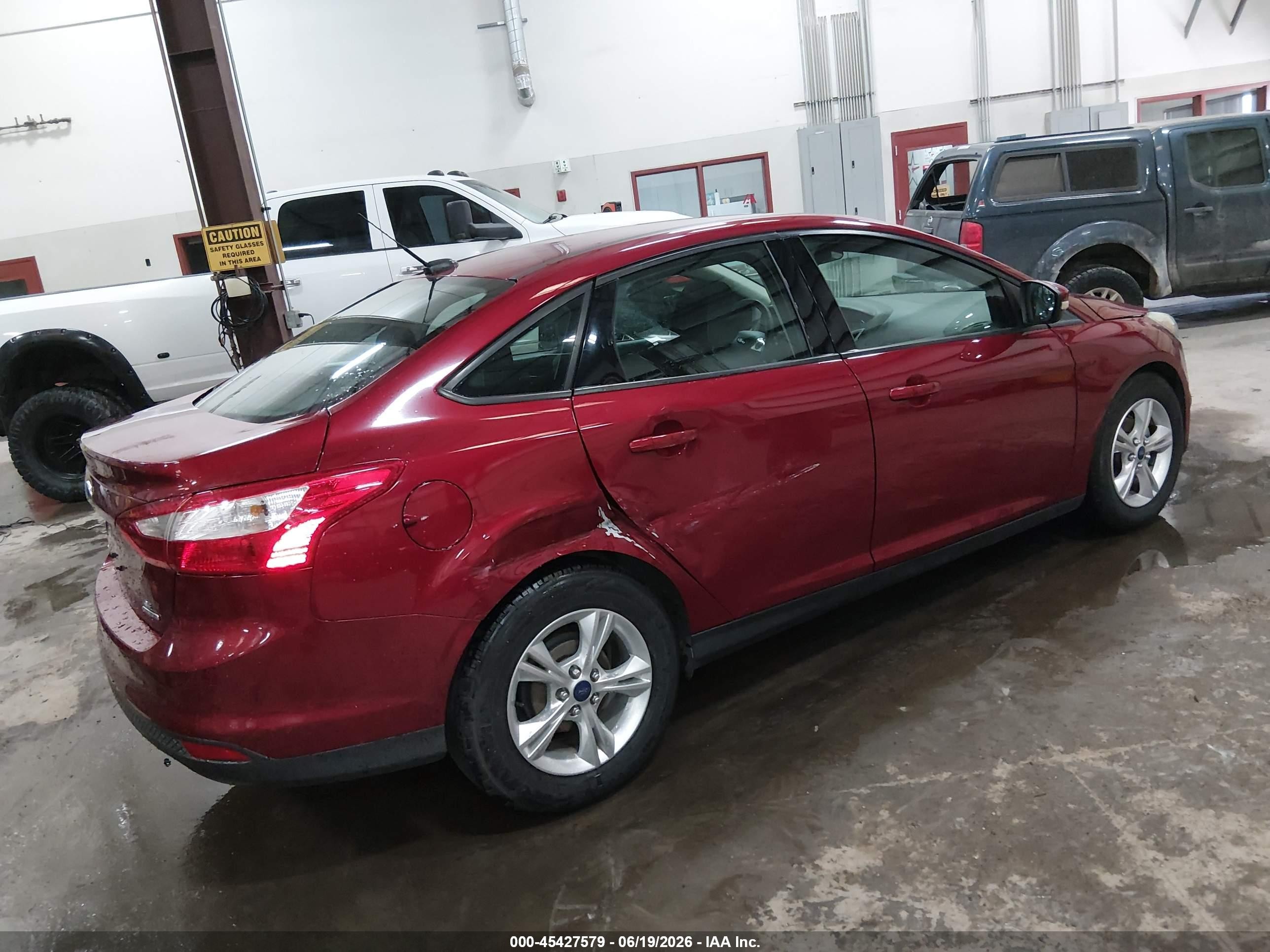 2014 Ford Focus Se Maroon vin: 1FADP3F27EL373863