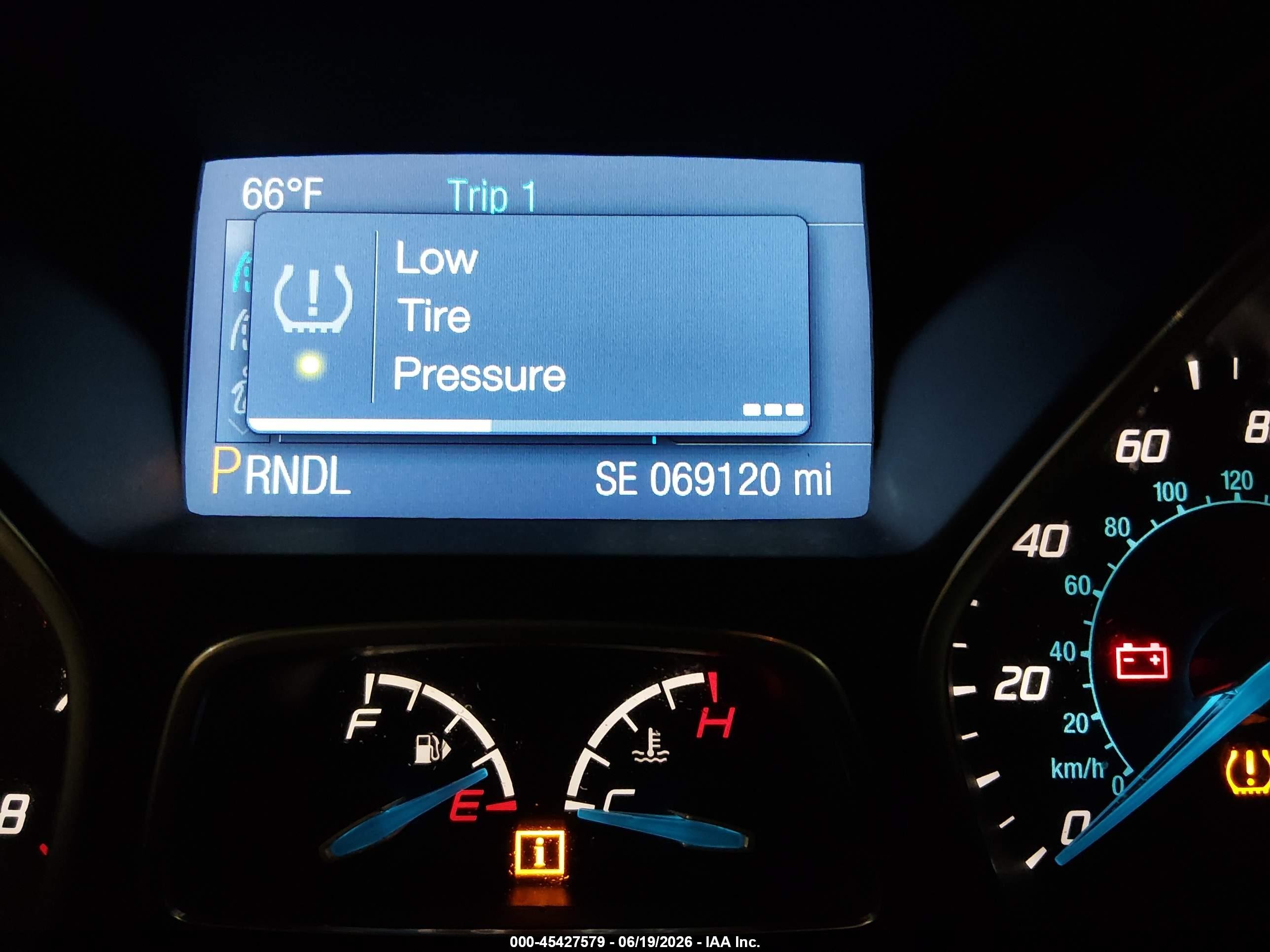 2014 Ford Focus Se Maroon vin: 1FADP3F27EL373863
