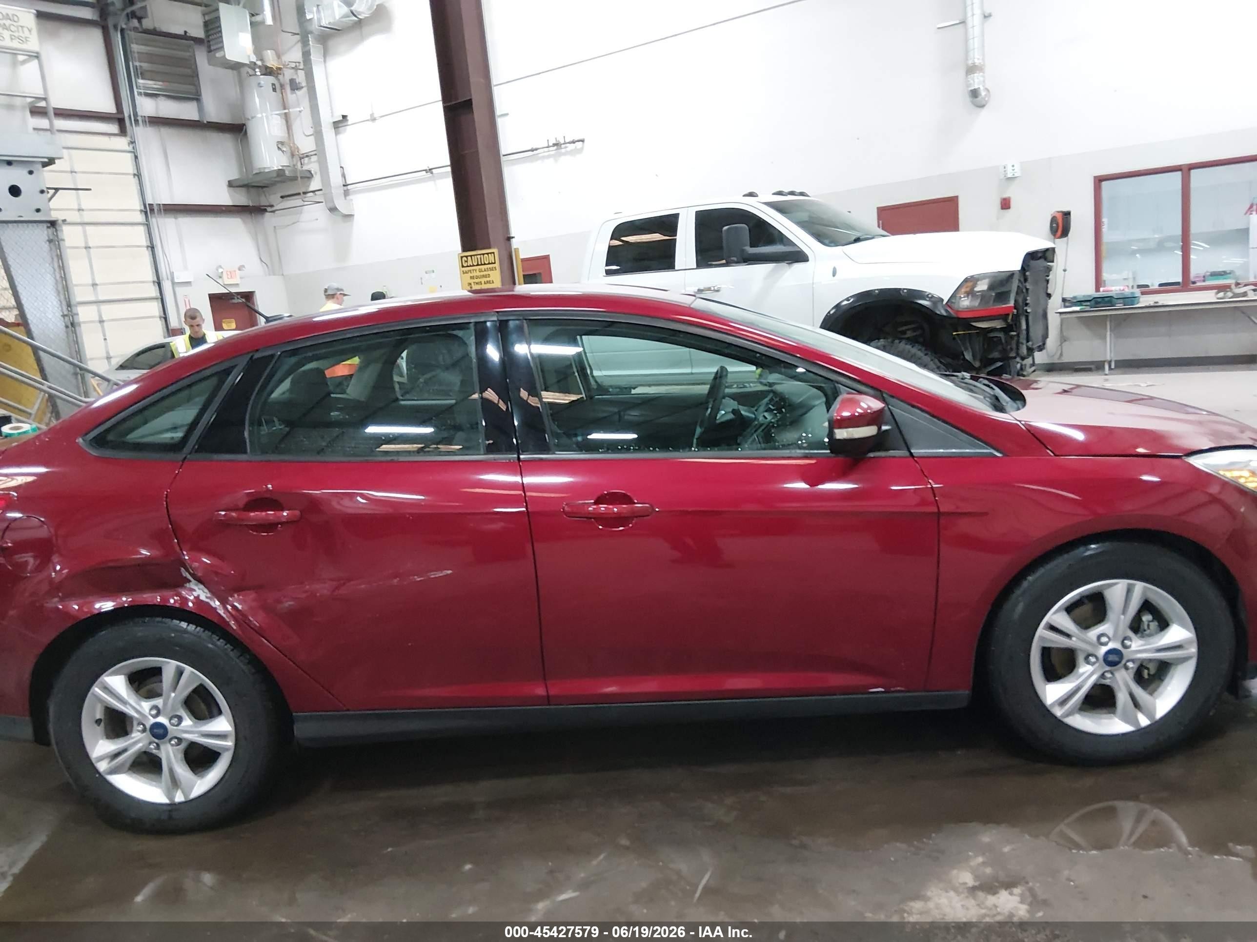 2014 Ford Focus Se Maroon vin: 1FADP3F27EL373863