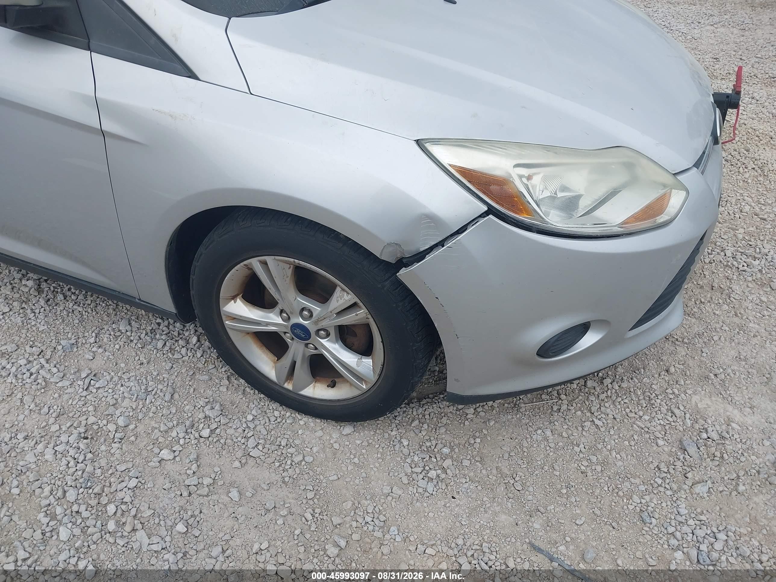 2014 Ford Focus Se Серебряный vin: 1FADP3F27EL382255