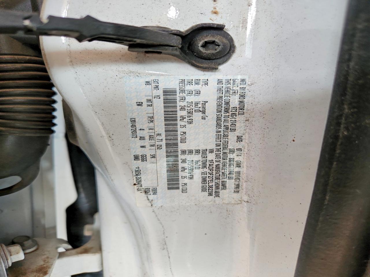 2014 Ford Focus Se Белый vin: 1FADP3F27EL382398