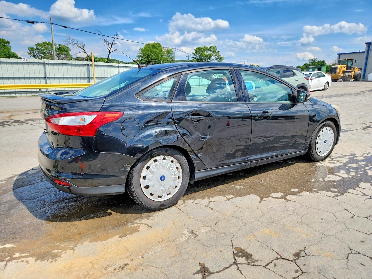 2014 Ford Focus Se Черный vin: 1FADP3F27EL394034
