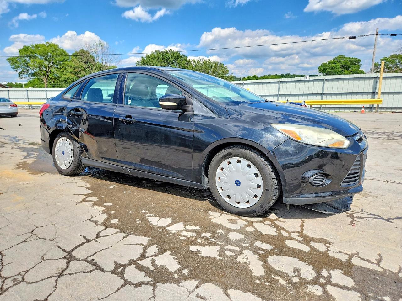 2014 Ford Focus Se Черный vin: 1FADP3F27EL394034