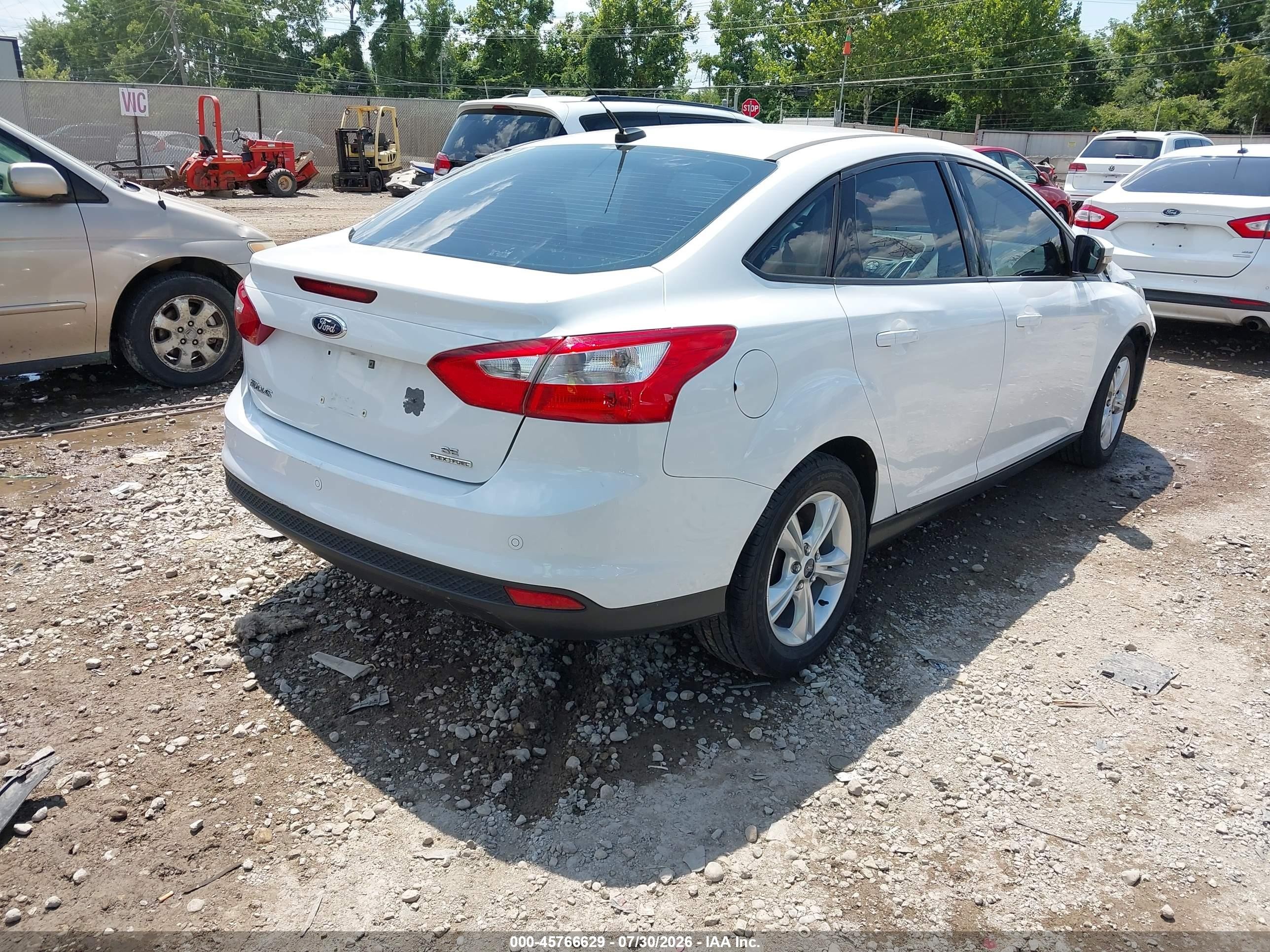 2014 Ford Focus Se White vin: 1FADP3F27EL397631