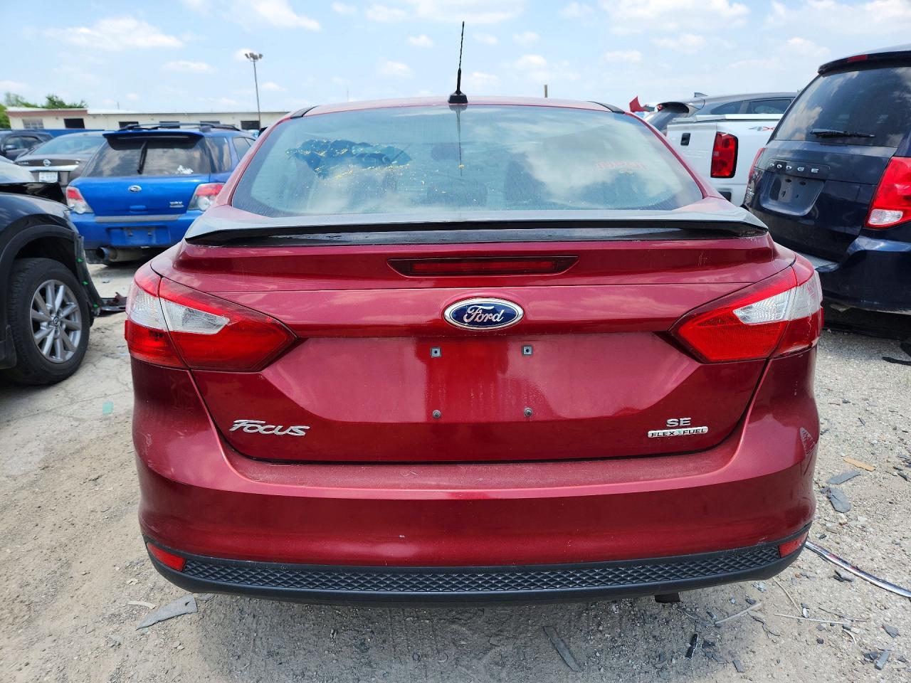 2014 Ford Focus Se Burgundy vin: 1FADP3F27EL397760