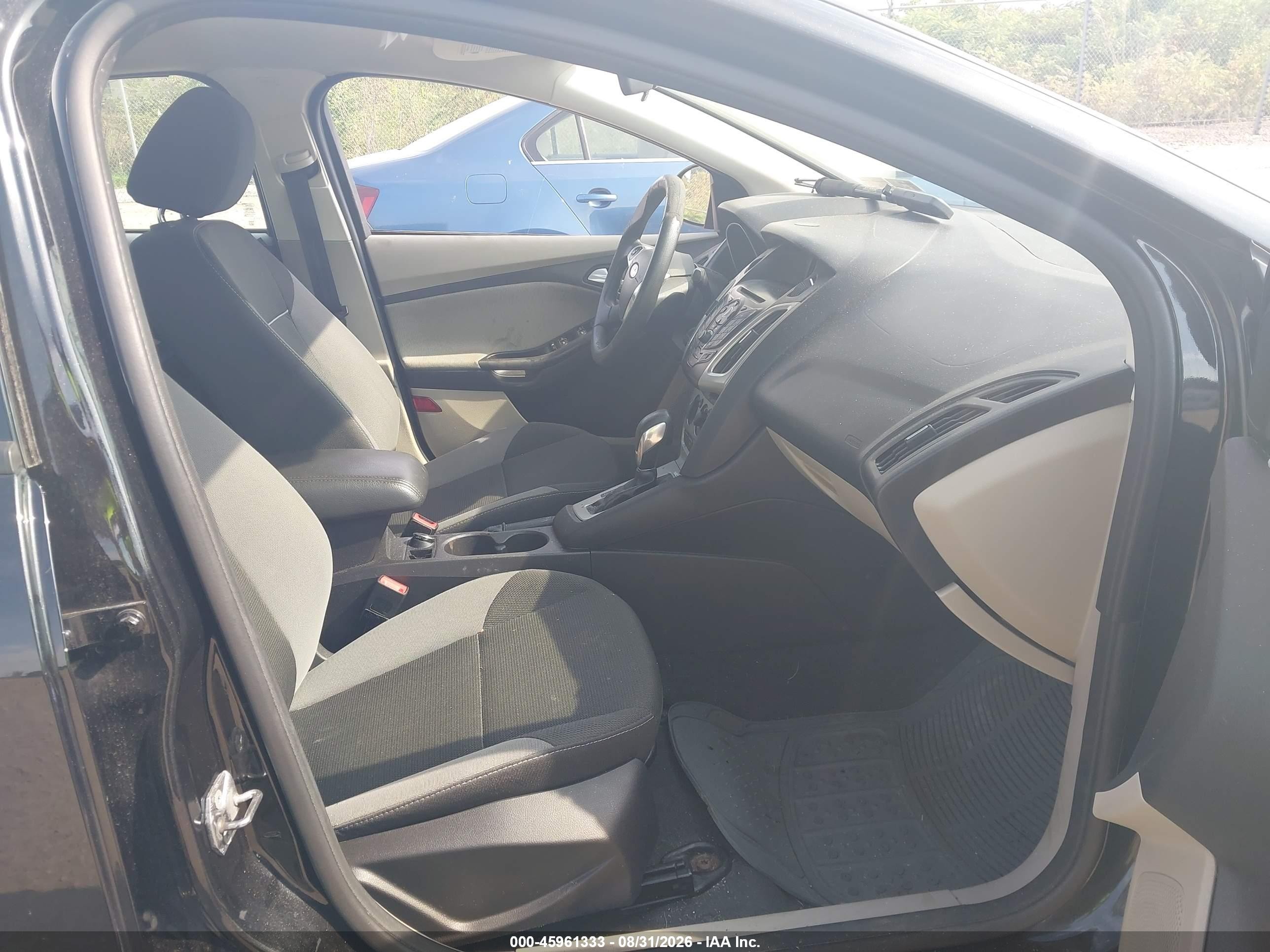 2014 Ford Focus Se Черный vin: 1FADP3F27EL404755