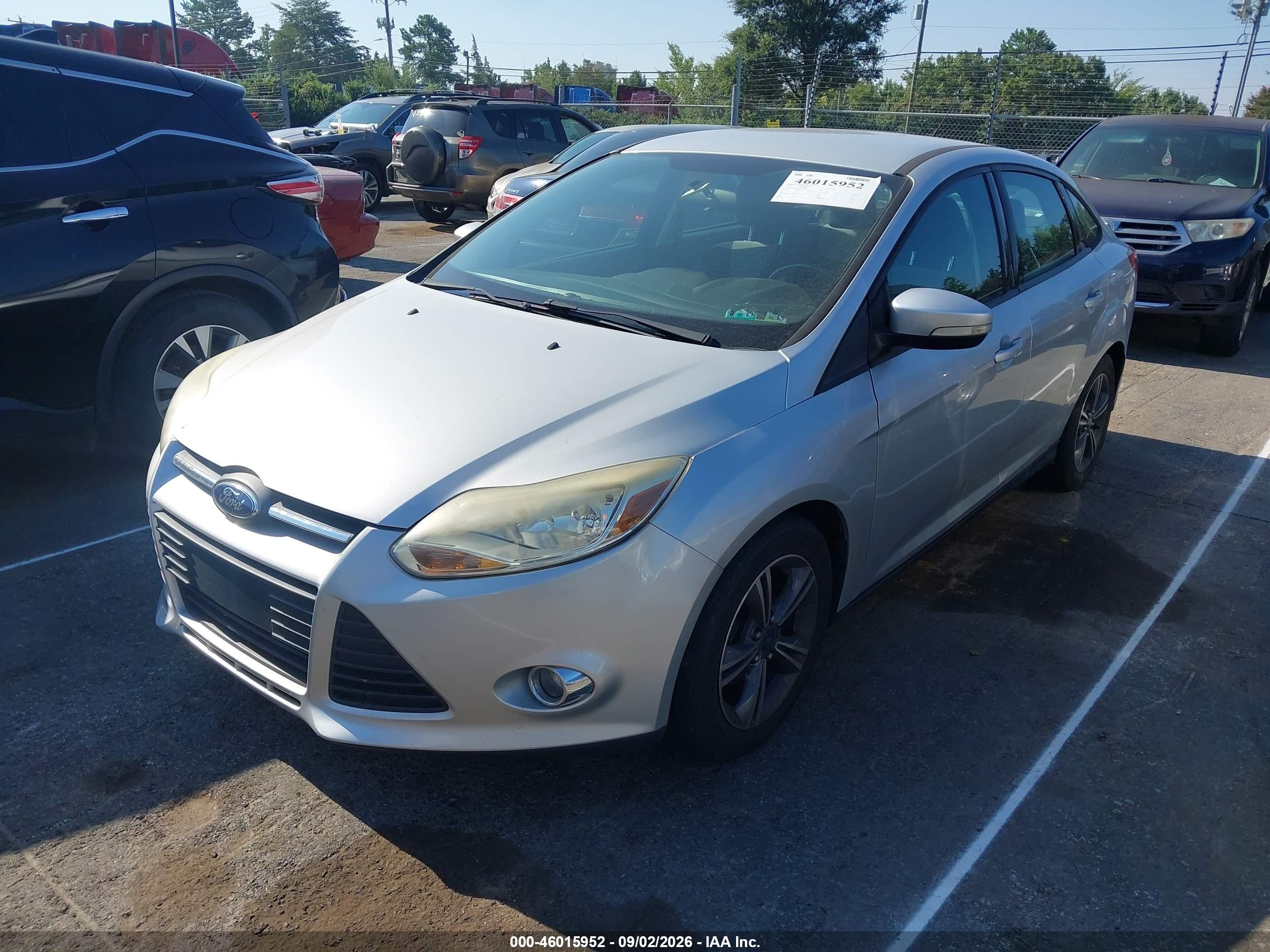 2014 Ford Focus Se Silver vin: 1FADP3F27EL418414