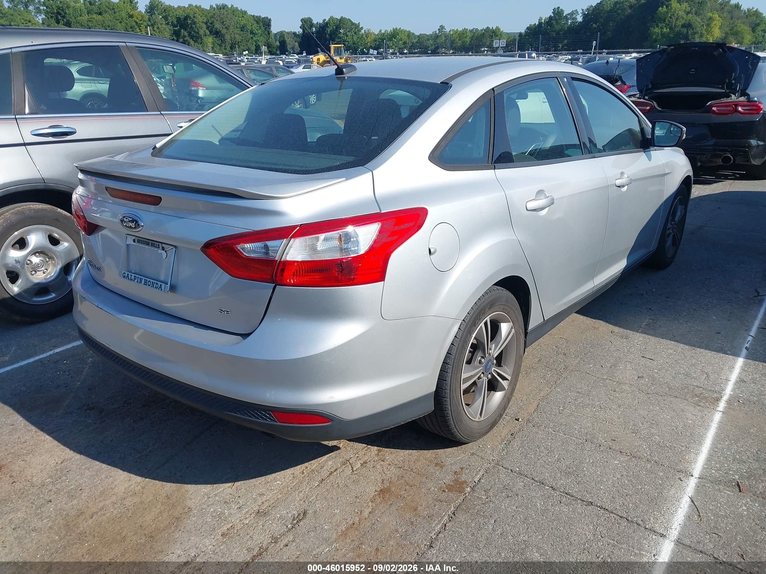 2014 Ford Focus Se Silver vin: 1FADP3F27EL418414