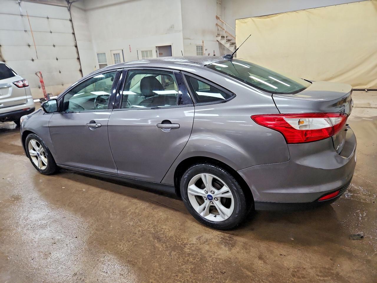 2014 Ford Focus Se Gray vin: 1FADP3F27EL419188