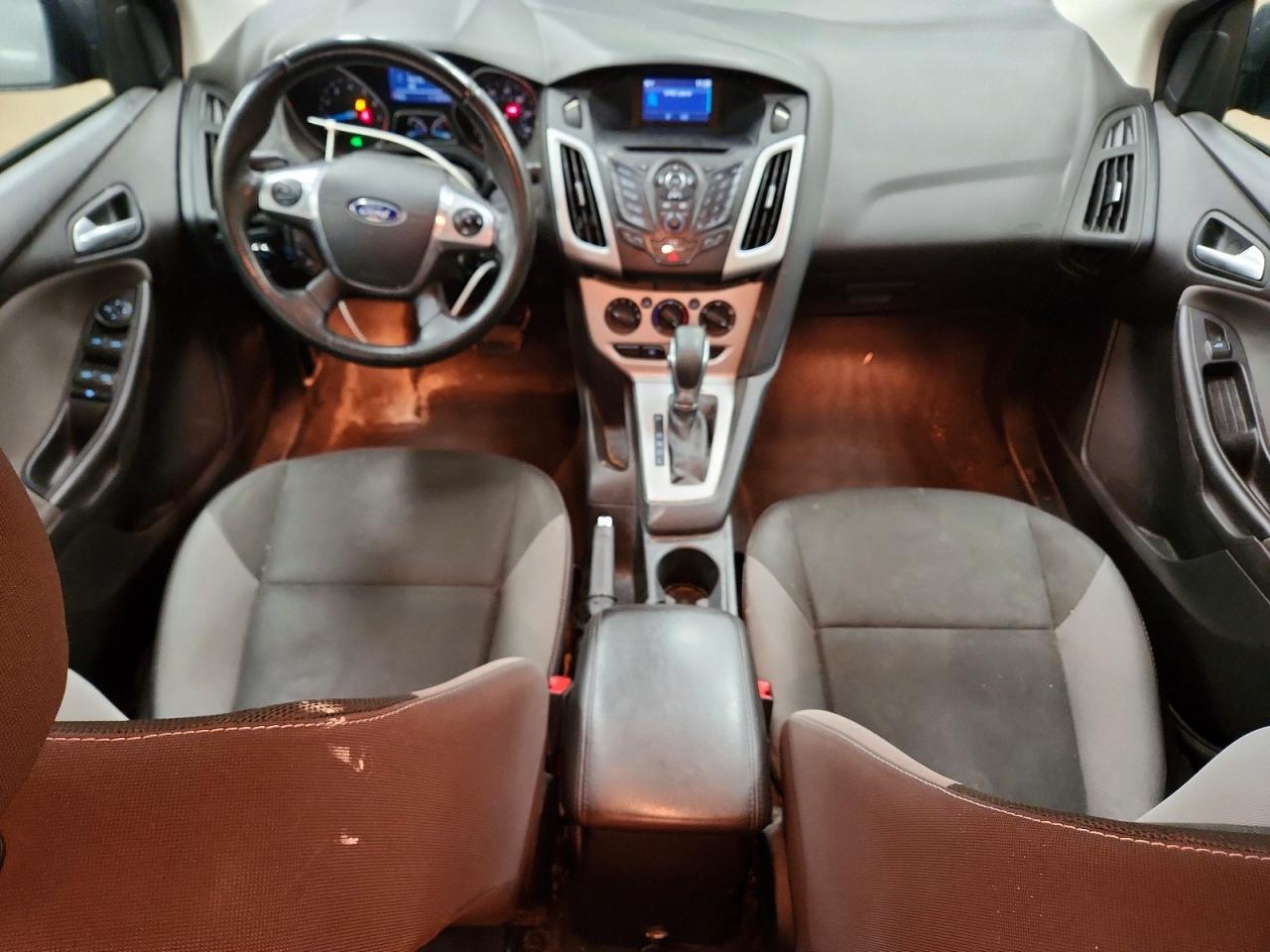 2014 Ford Focus Se Gray vin: 1FADP3F27EL419188