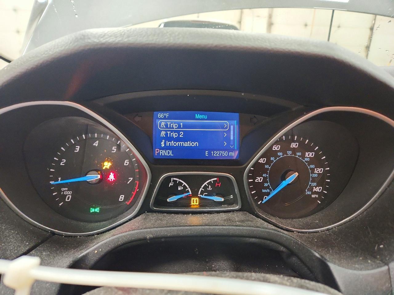 2014 Ford Focus Se Gray vin: 1FADP3F27EL419188